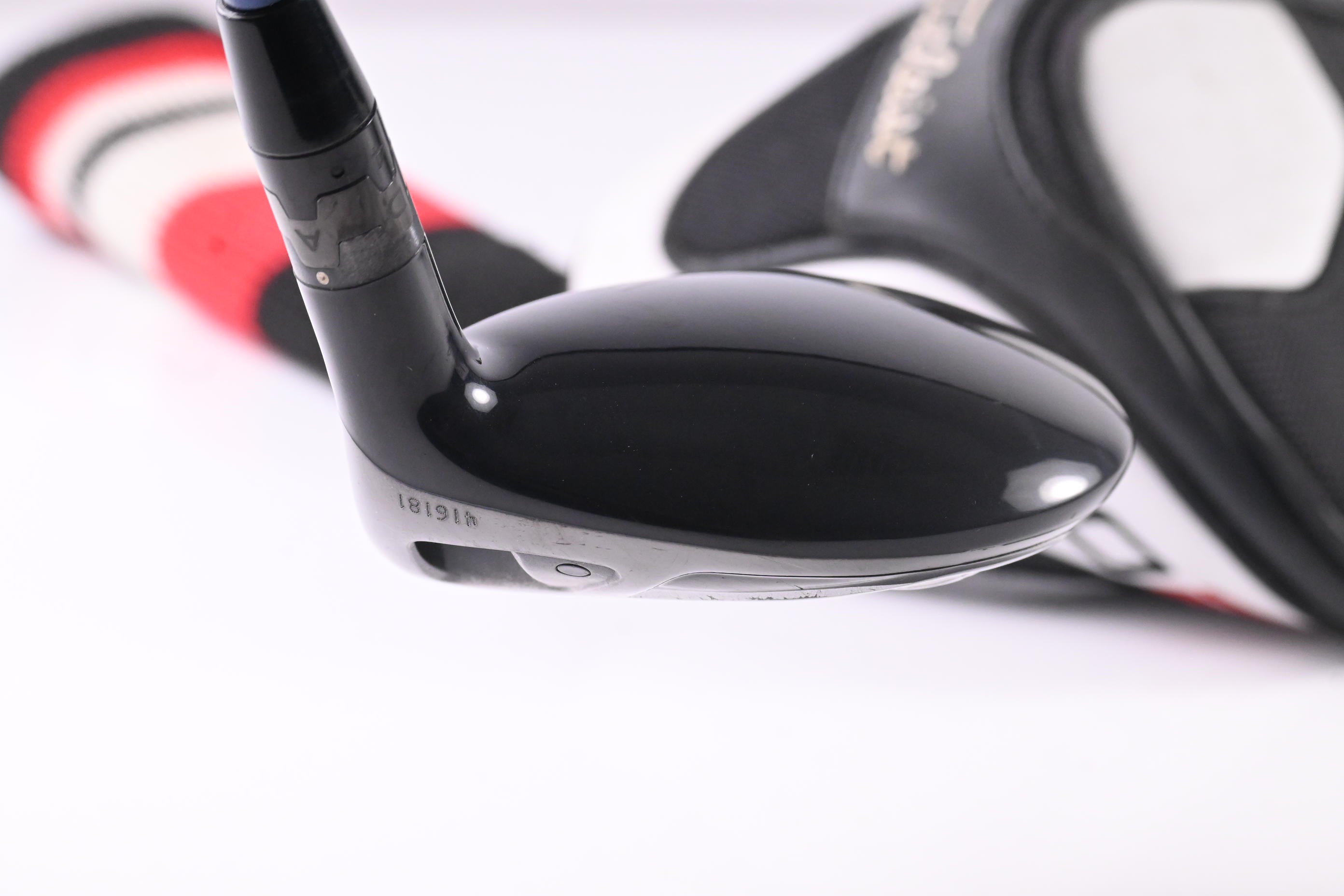 Titleist 910 F #5 Wood / 17 Degree / Stiff Flex Diamana Kai`li 75 Shaft