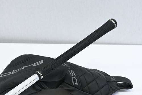 Cobra DS-Adapt LS Driver / 9 Degree / Stiff Flex Denali Black 60 Shaft