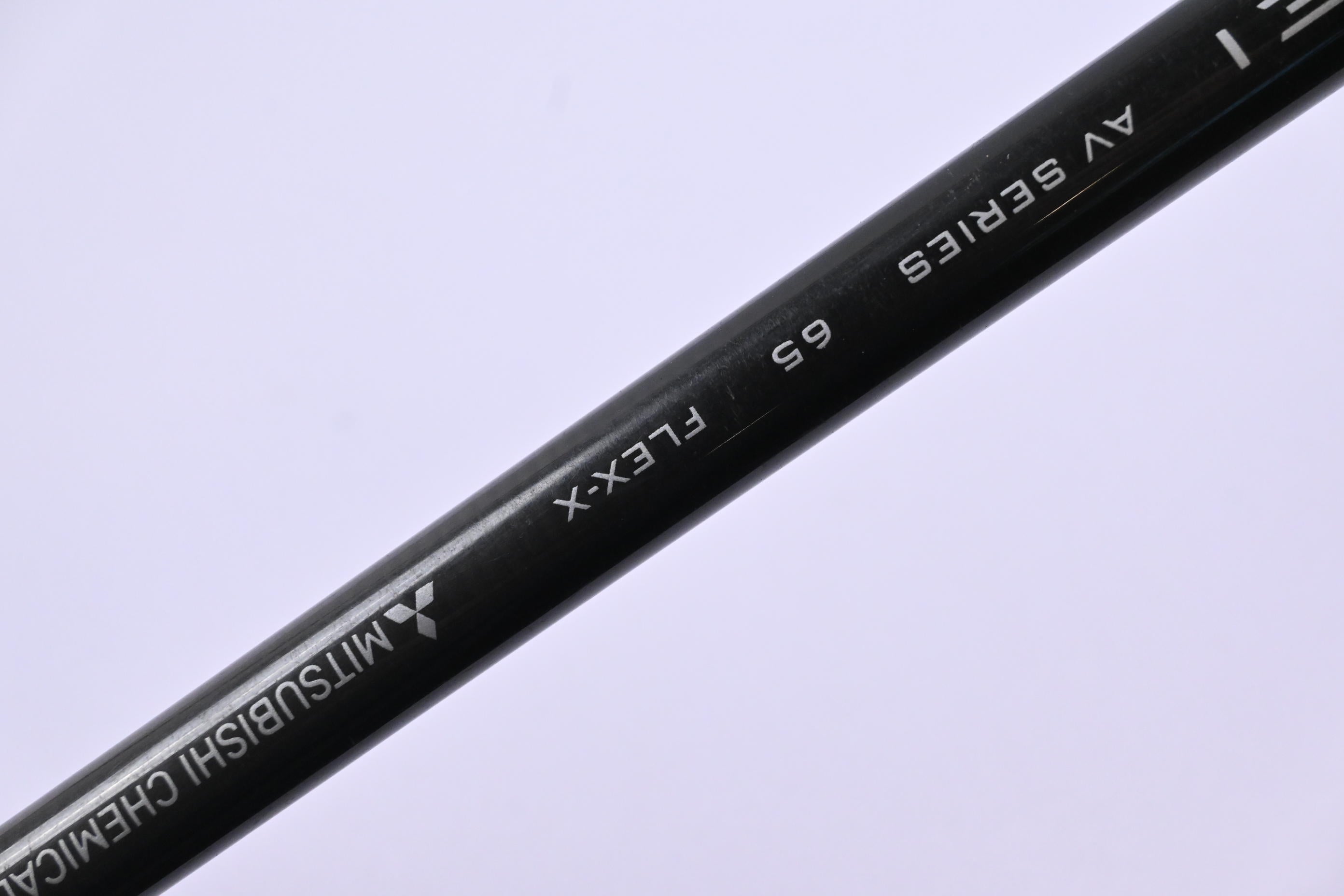 Titleist GT1 #5 Wood / 18 Degree / X-Flex Tensei AV Blue 65 Shaft