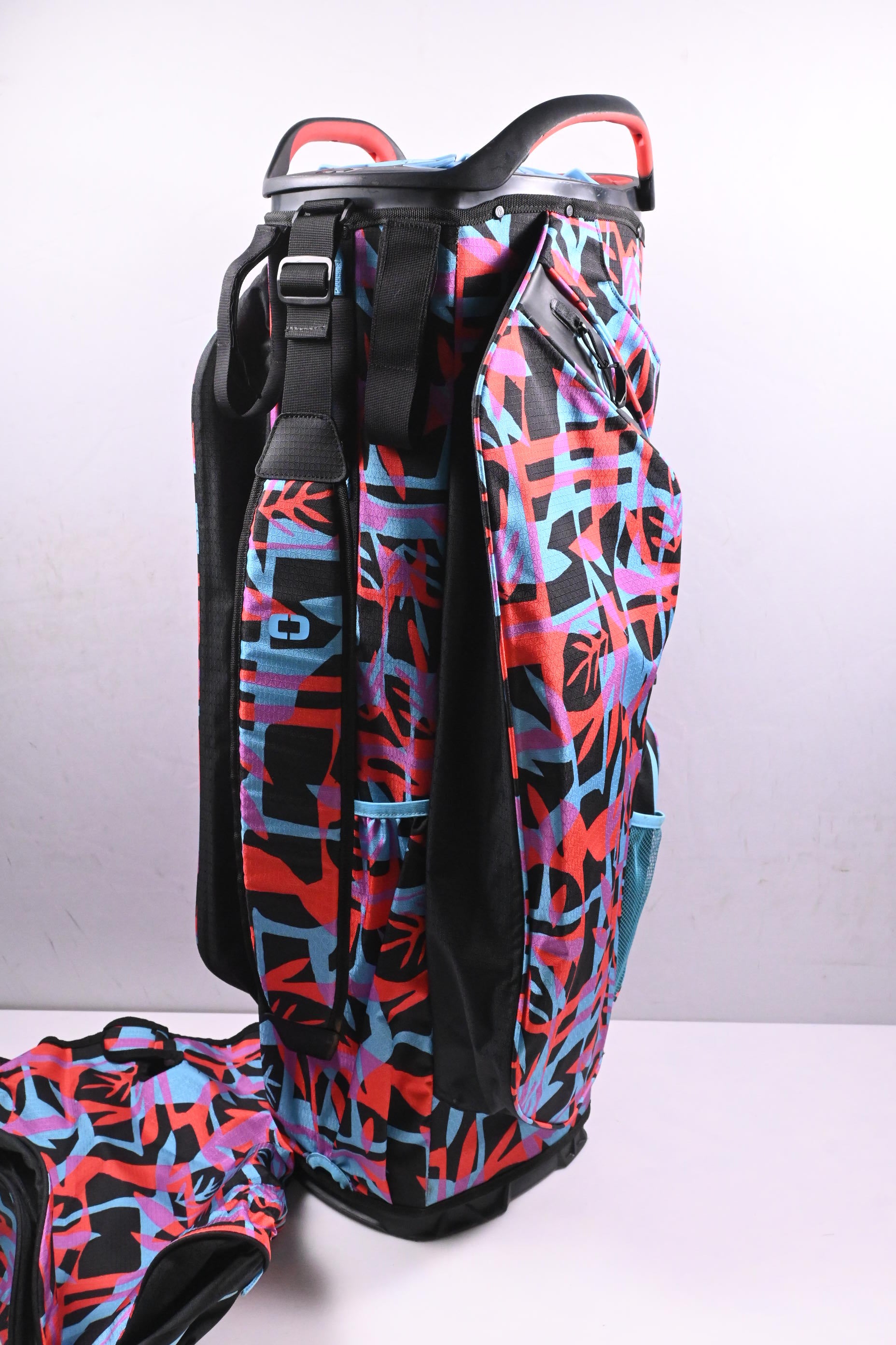 Ogio Silencer Cart Bag / 14-Way Divider / Black, Blue