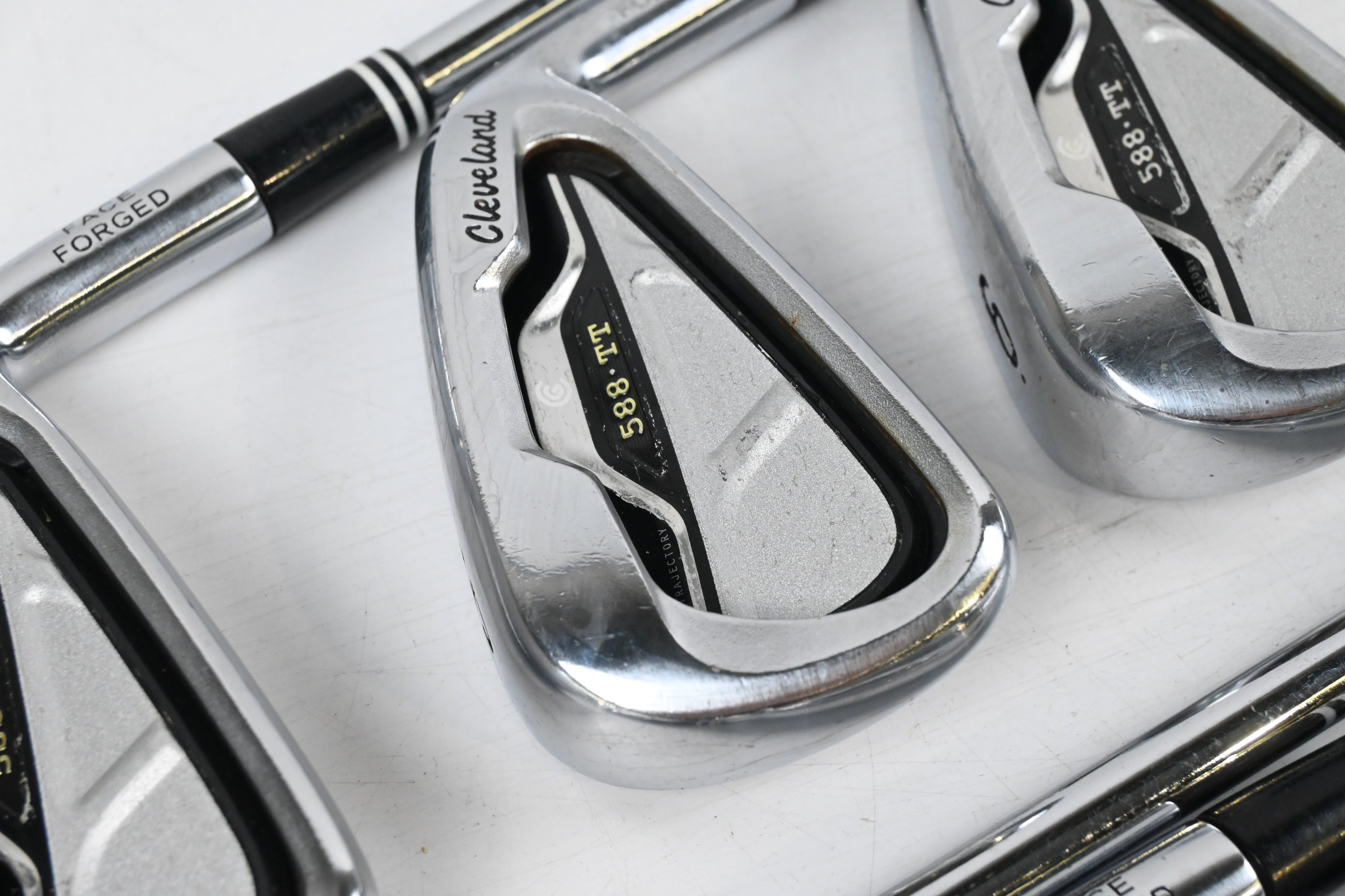Cleveland 588 TT Irons / 4-PW / Regular Flex N.S.Pro Shafts