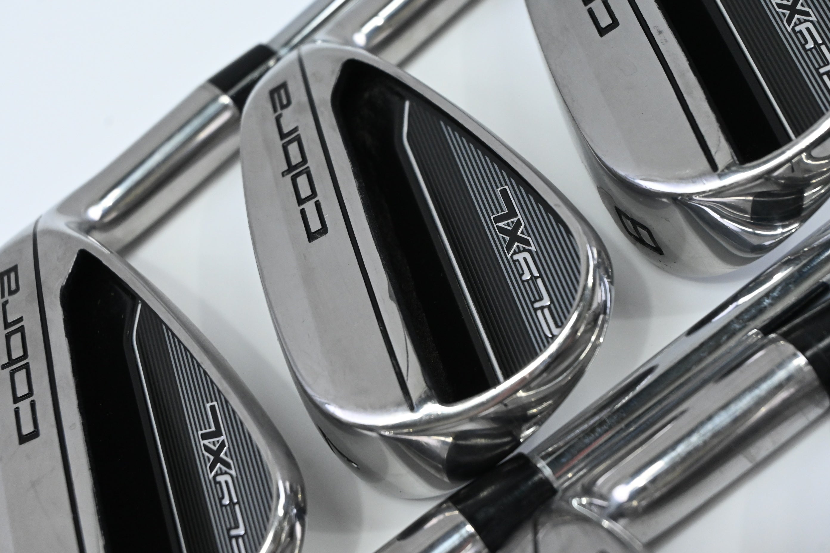 Cobra Fly XL Irons / 6-PW+SW / Regular Flex Cobra XL Shafts