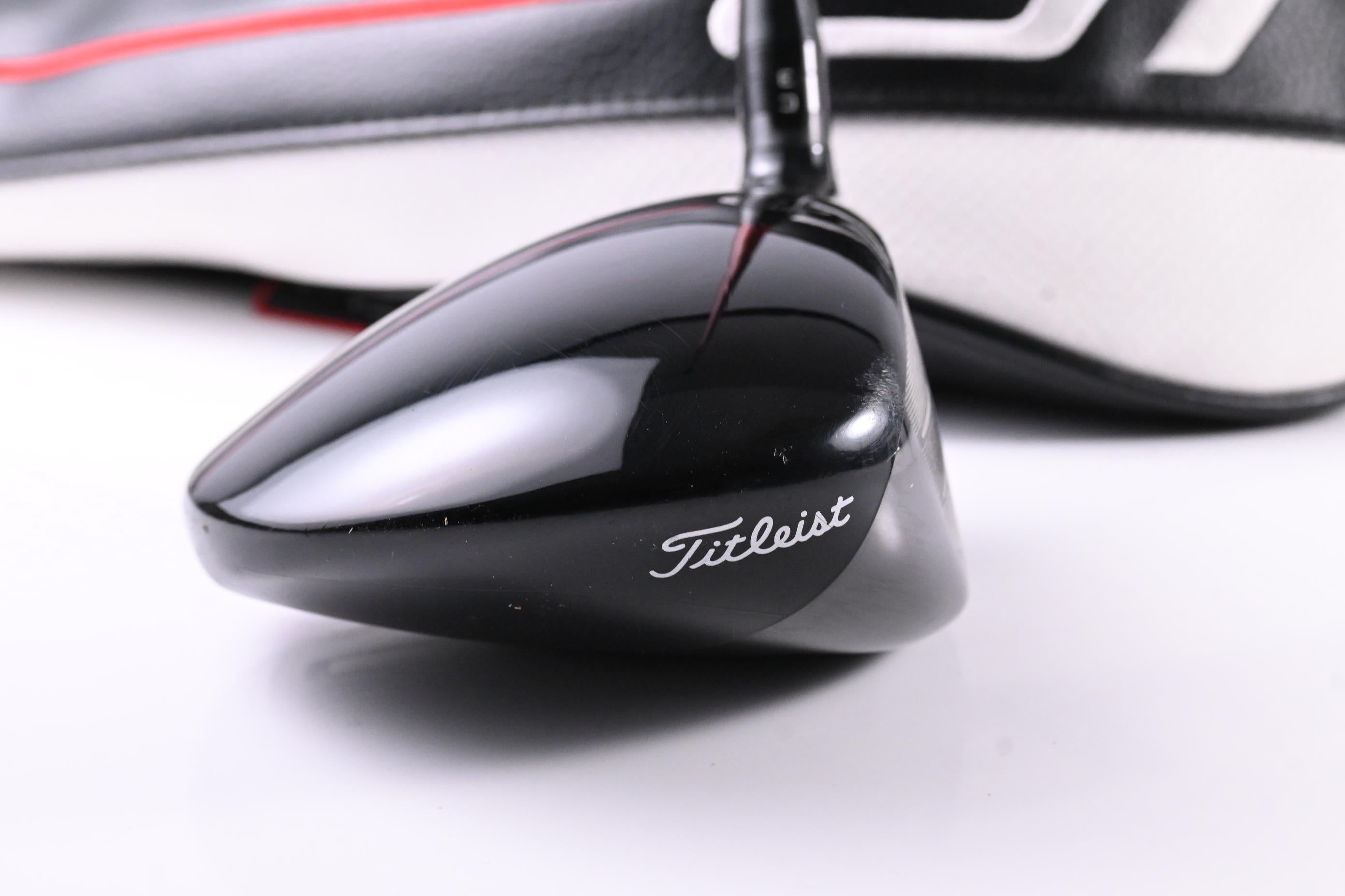 Titleist GT3 Driver / 10 Degree / Regular Flex Denali Red 50 Shaft
