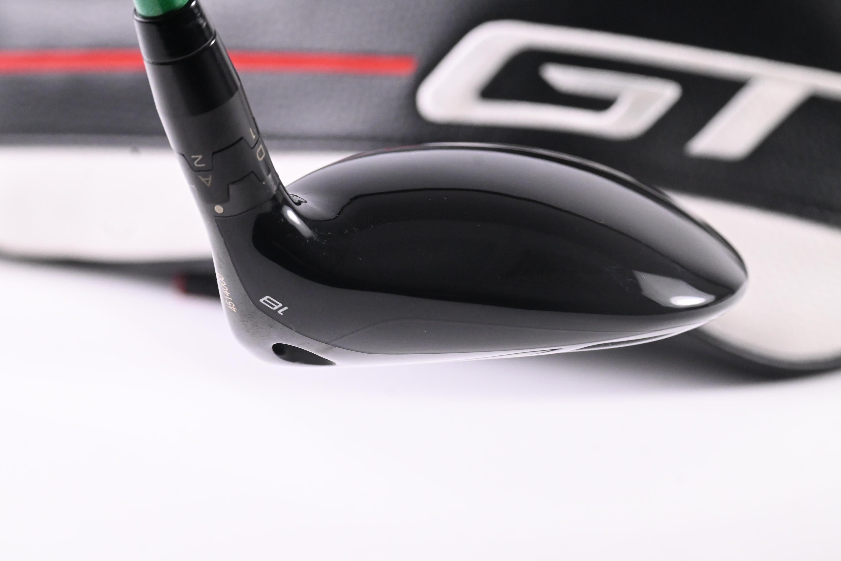 Titleist GT2 #5 Wood / 18 Degree / Regular Flex ACCRA GX Green Shaft