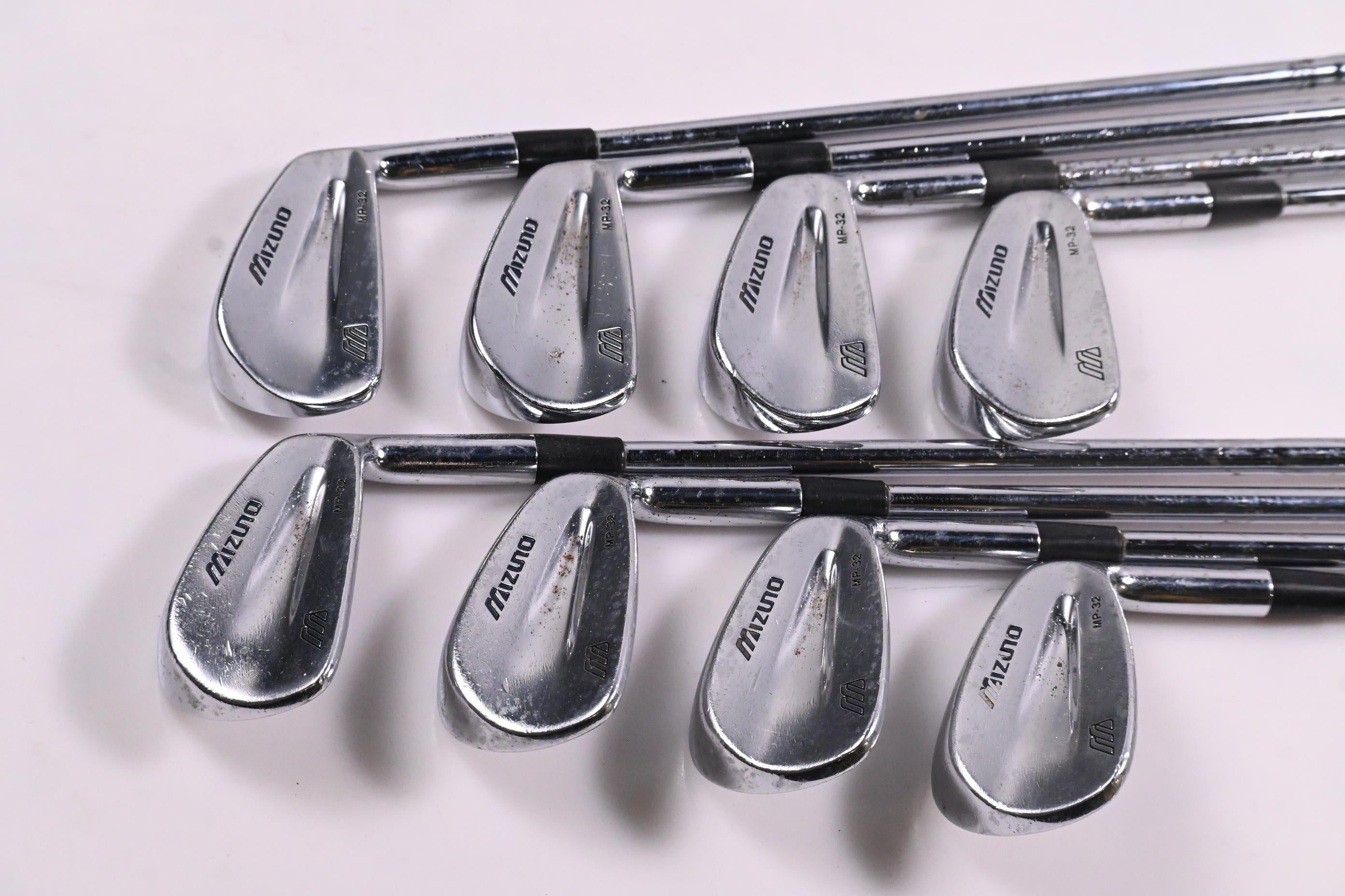 Mizuno MP-32 Irons / 3-PW / Stiff Flex Dynamic Gold S300 Shafts