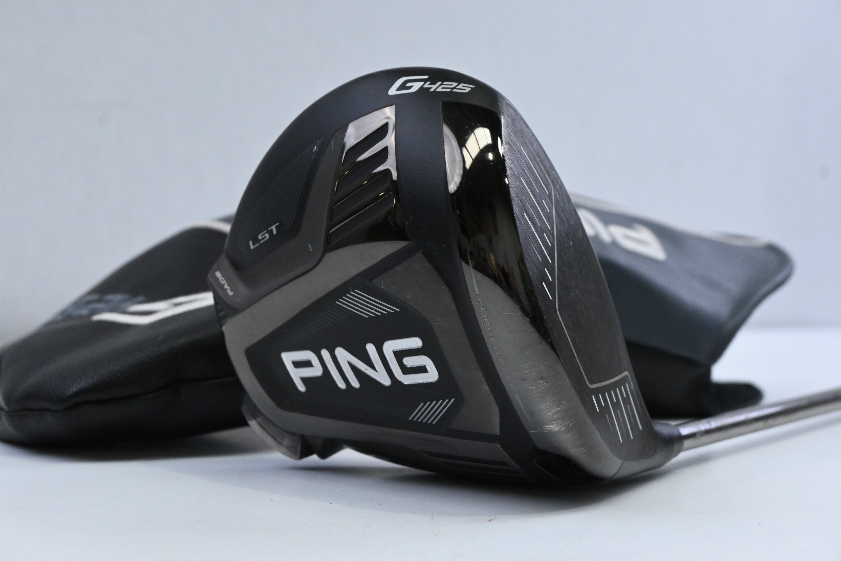 Ping G425 LST Driver / 10.5 Degree / Regular Flex Ping Tour Chrome 65 Shaft
