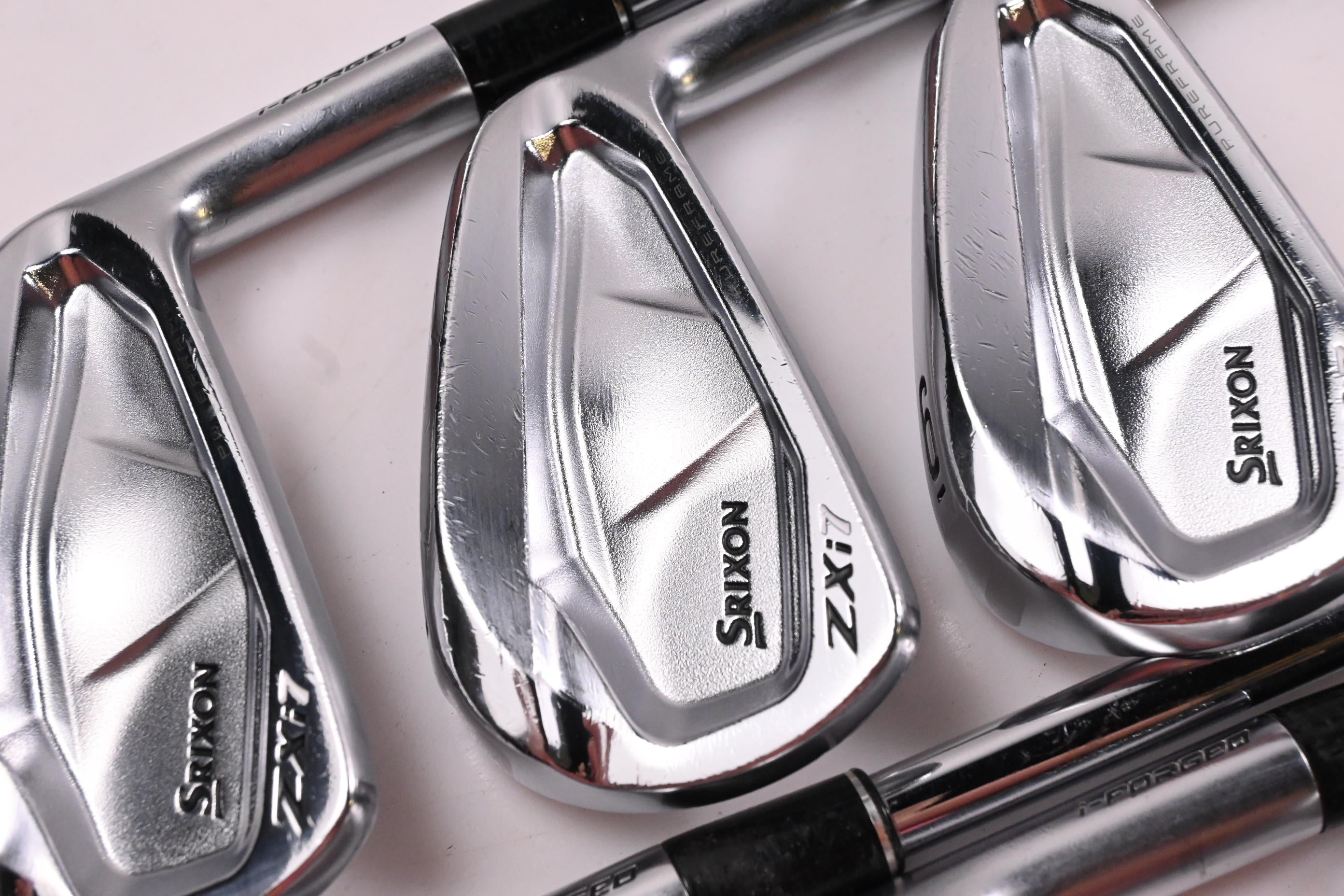 Srixon ZXi7 Irons / 4-PW / Stiff Flex NS Pro Modus 3 Tour 105 Shafts