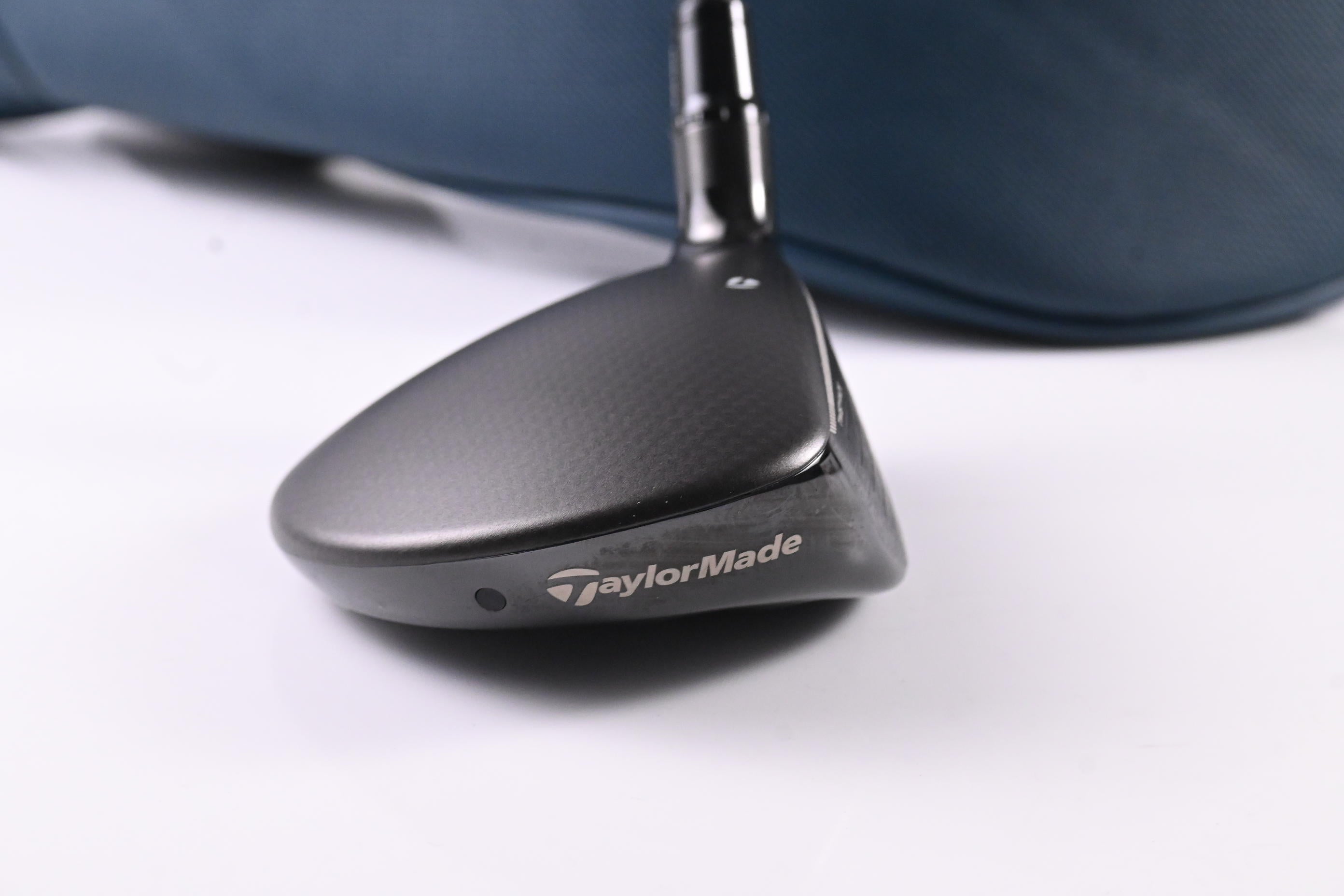 Taylormade Qi4D Tour #5 Wood / 18 Degree / Stiff Flex REAX 65 Shaft