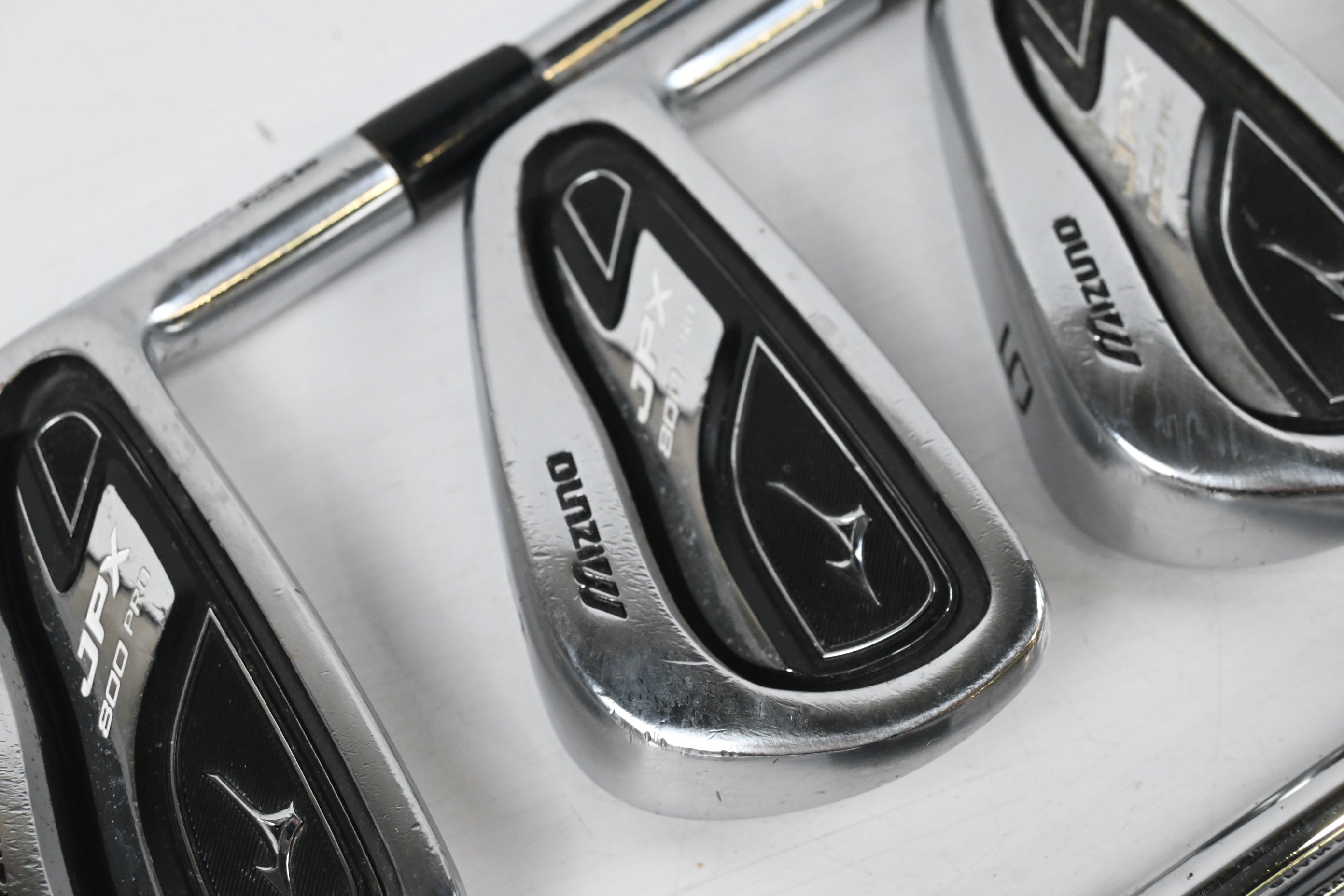 Mizuno JPX 800 Pro Irons / 3-PW / Stiff Flex Dynalite Gold XP S300 Shafts