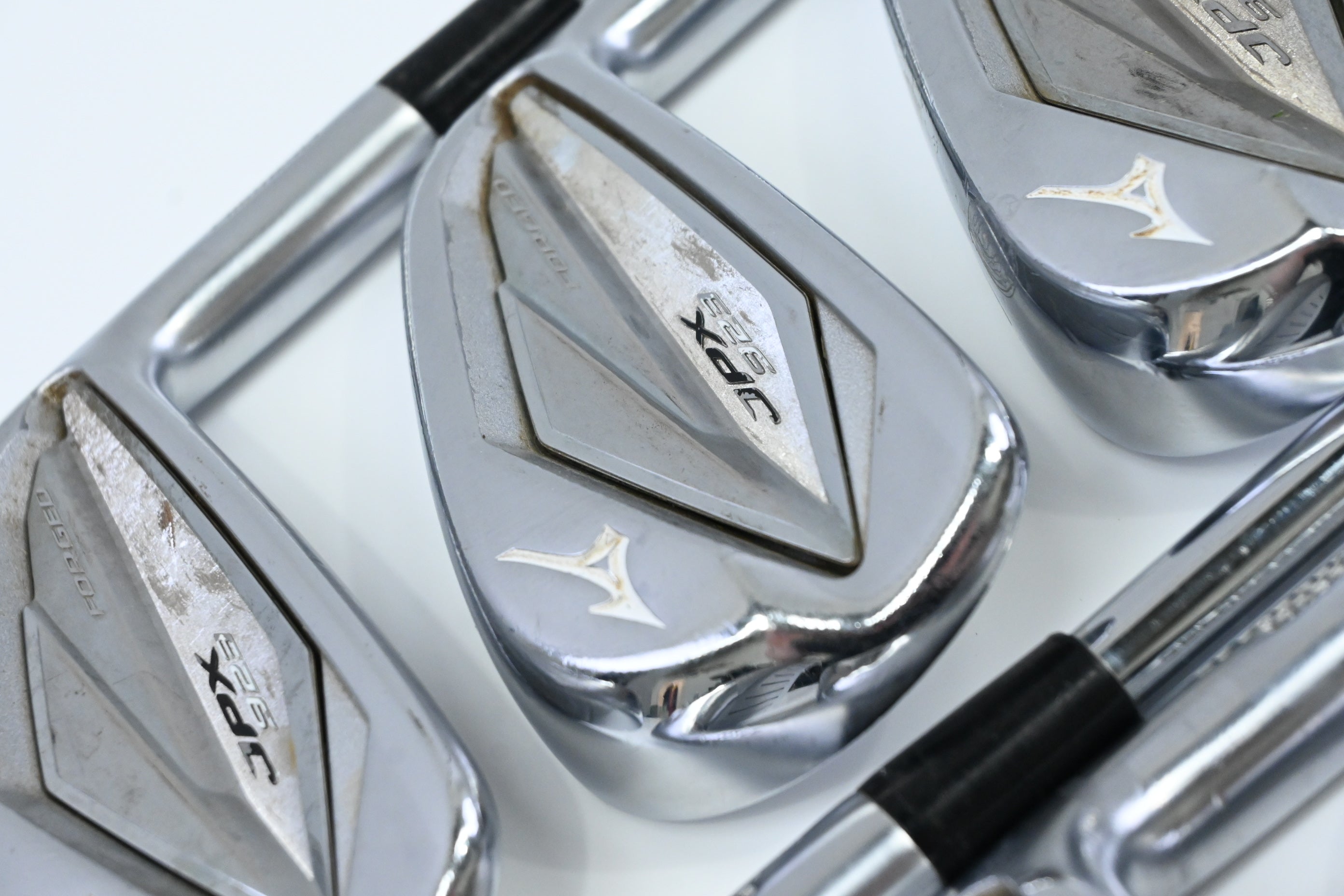 Mizuno JPX 923 Forged Irons / 5-PW / Stiff Flex NS Pro Modus3 Tour 105 Shafts