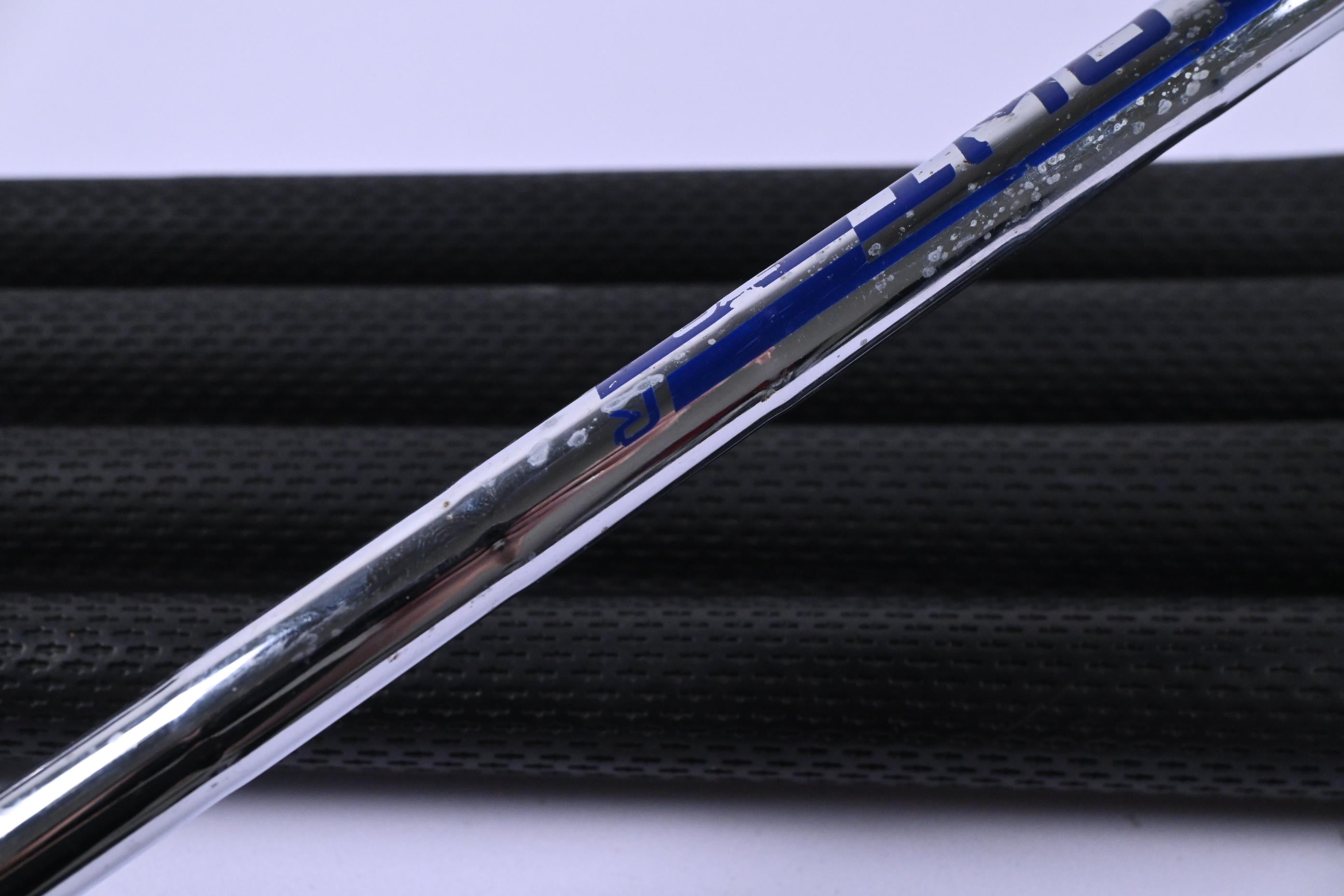 Ping G425 Irons / 6-PW / Blue Dot / Regular Flex Ping AWT 2.0 Shafts