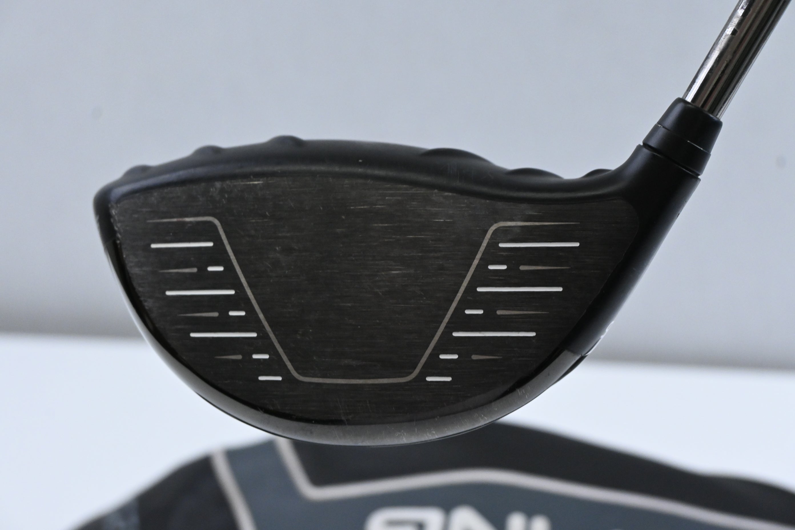 Ping G425 LST Driver / 10.5 Degree / Regular Flex Ping Tour Chrome 65 Shaft