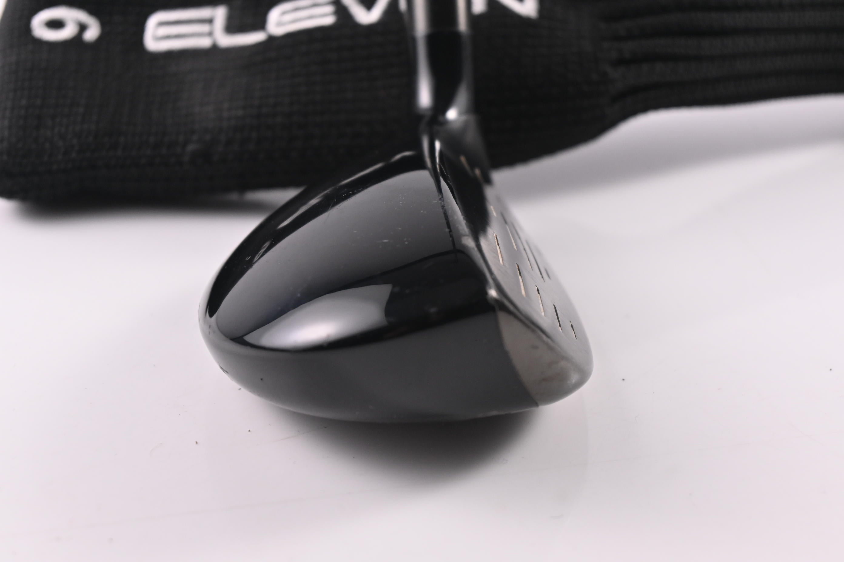 Eleven #9 Hybrid / 39 Degree / Regular Flex KBS TGI 70 Shaft
