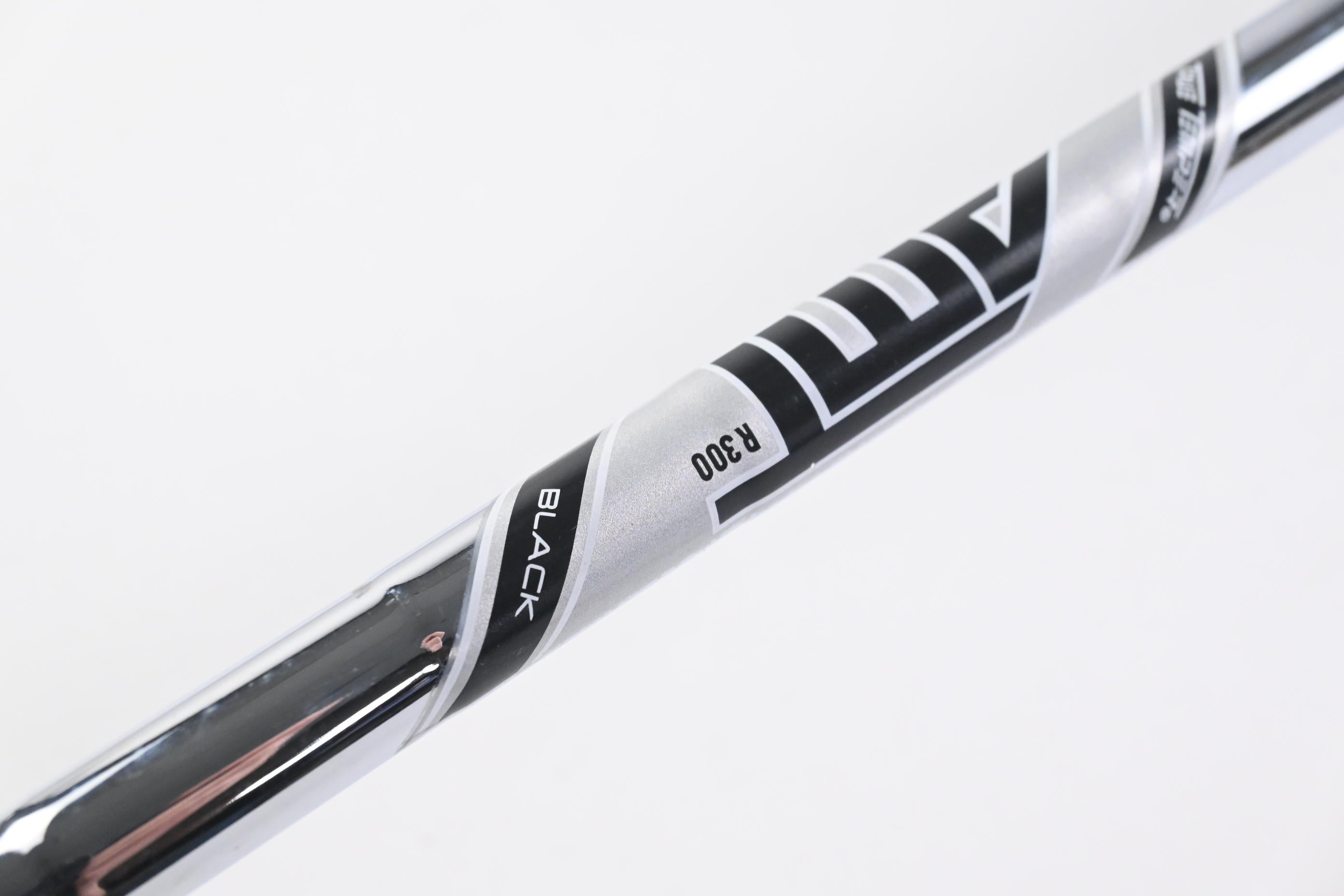 Titleist T200 2021 #4 Iron / 22 Degree / Regular Flex AMT Black R300 Steel Shaft