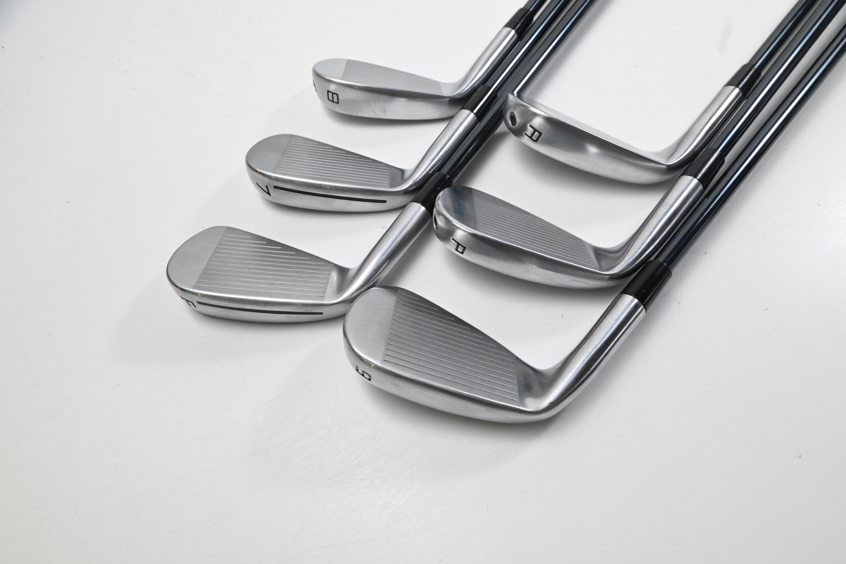 Taylormade P790 2025 Irons / 6-PW+GW / Regular Flex UST Recoil Dart 90 Shafts