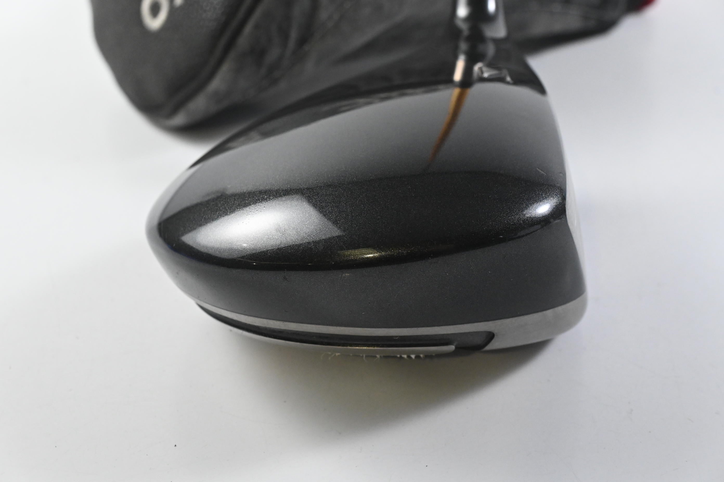 Titleist 905 R Driver / 9.5 Degree / Stiff Flex UST Mamiya Proforce V2 76 Shaft