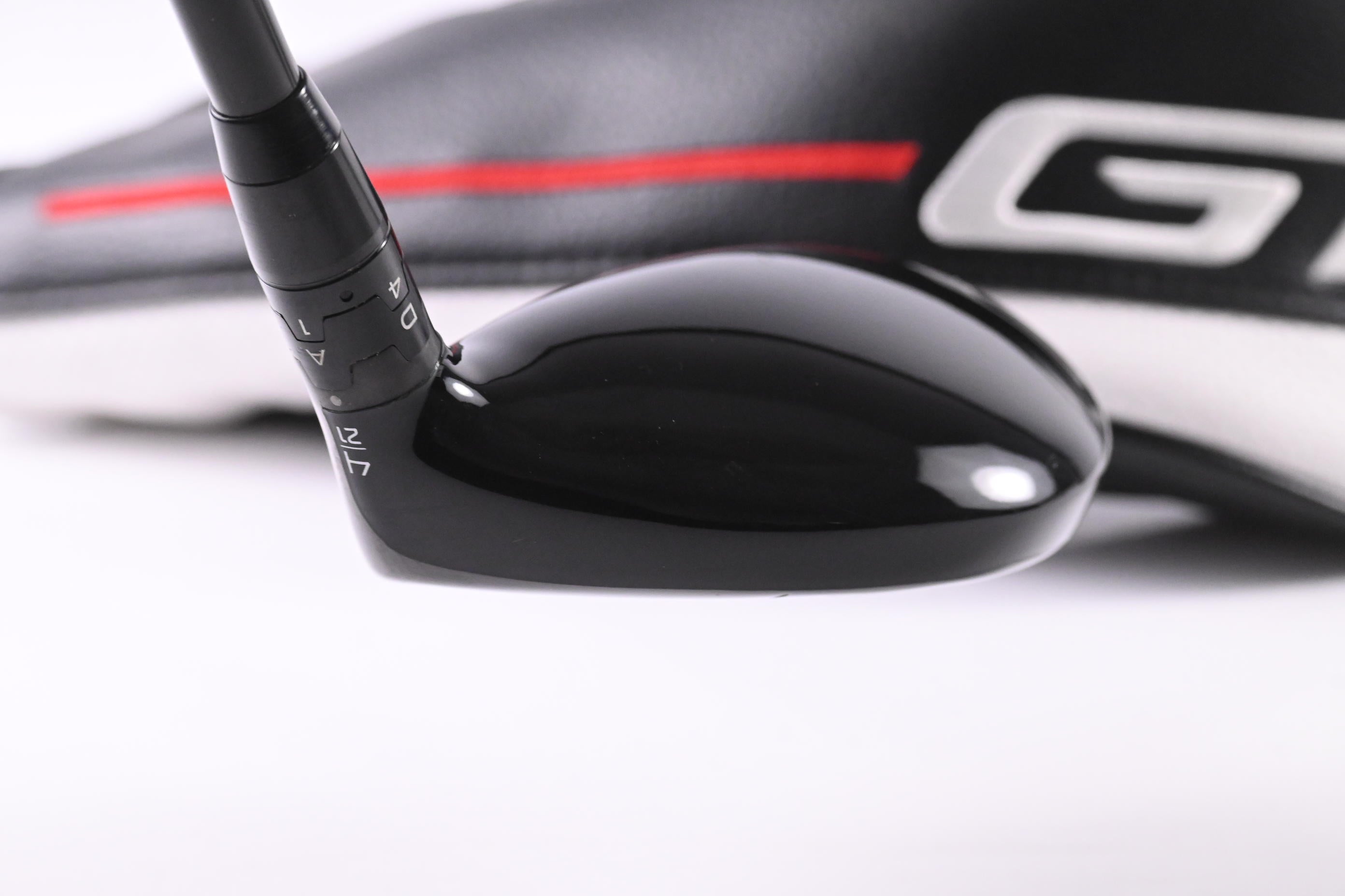 Titleist GT2 #4 Hybrid / 21 Degree  / Stiff Flex HXRDUS Gen4 Black 80 Shaft
