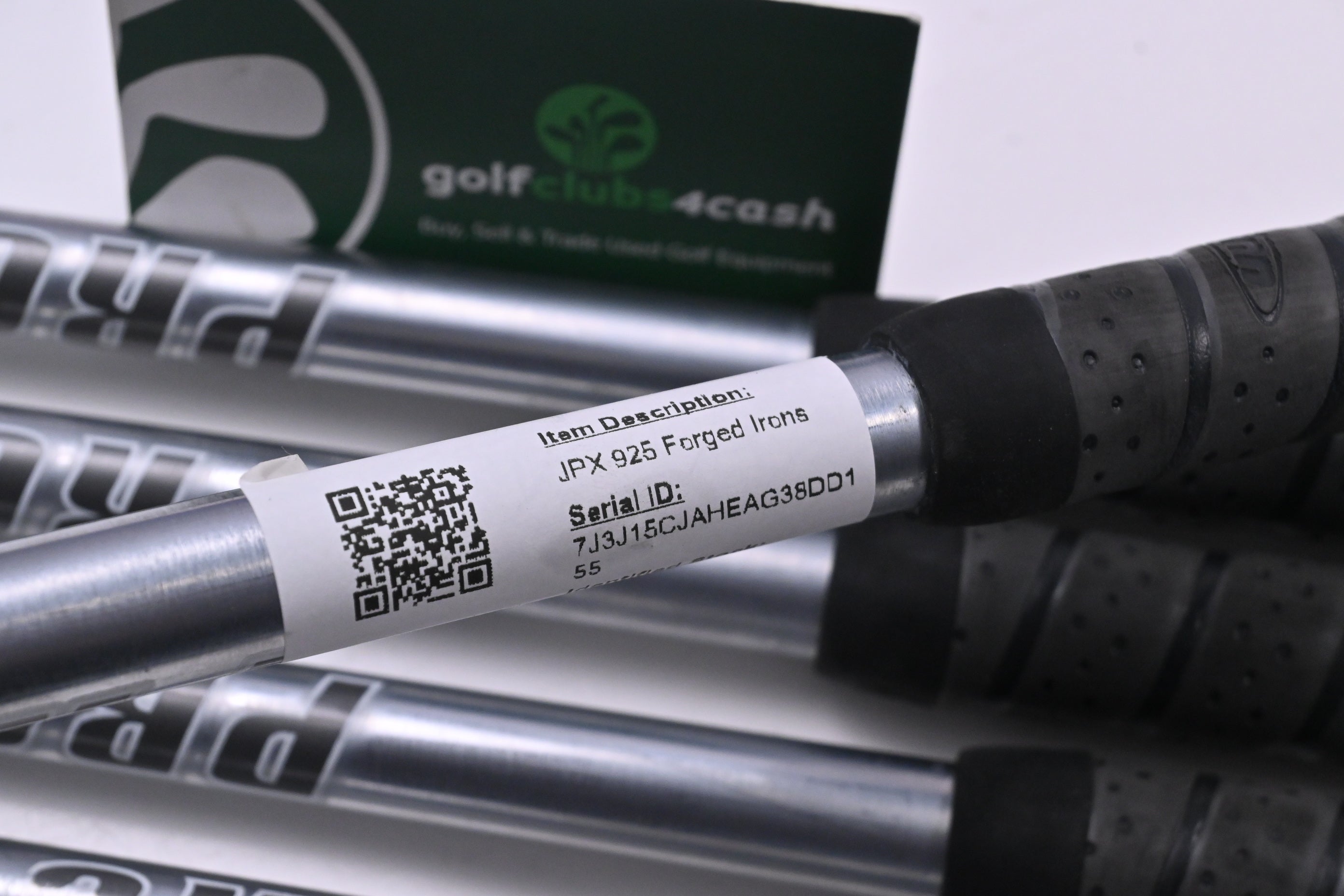 Mizuno JPX 925 Forged Irons / 7-PW+GW / Stiff Flex Project X IO 110 Shafts