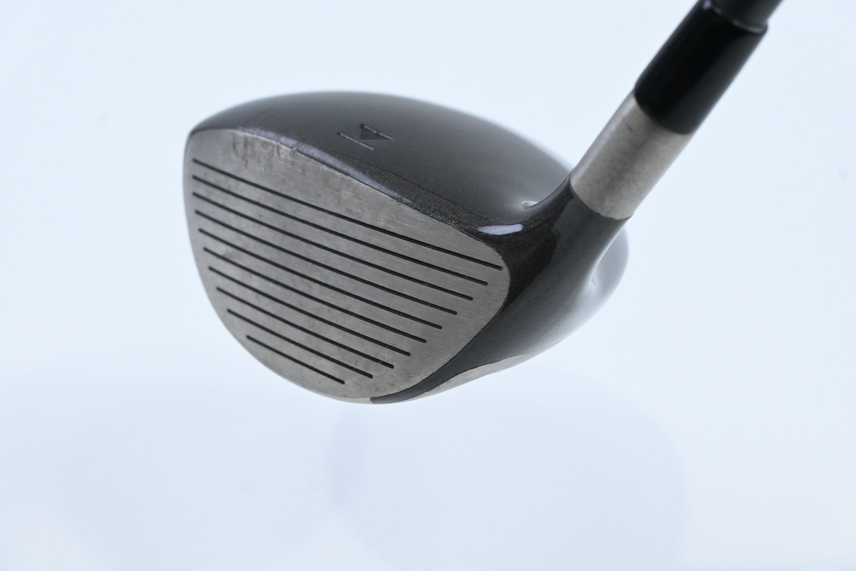 Titleist 976 R Driver / 10.5 Degree / Regular Flex Titleist Select Shaft