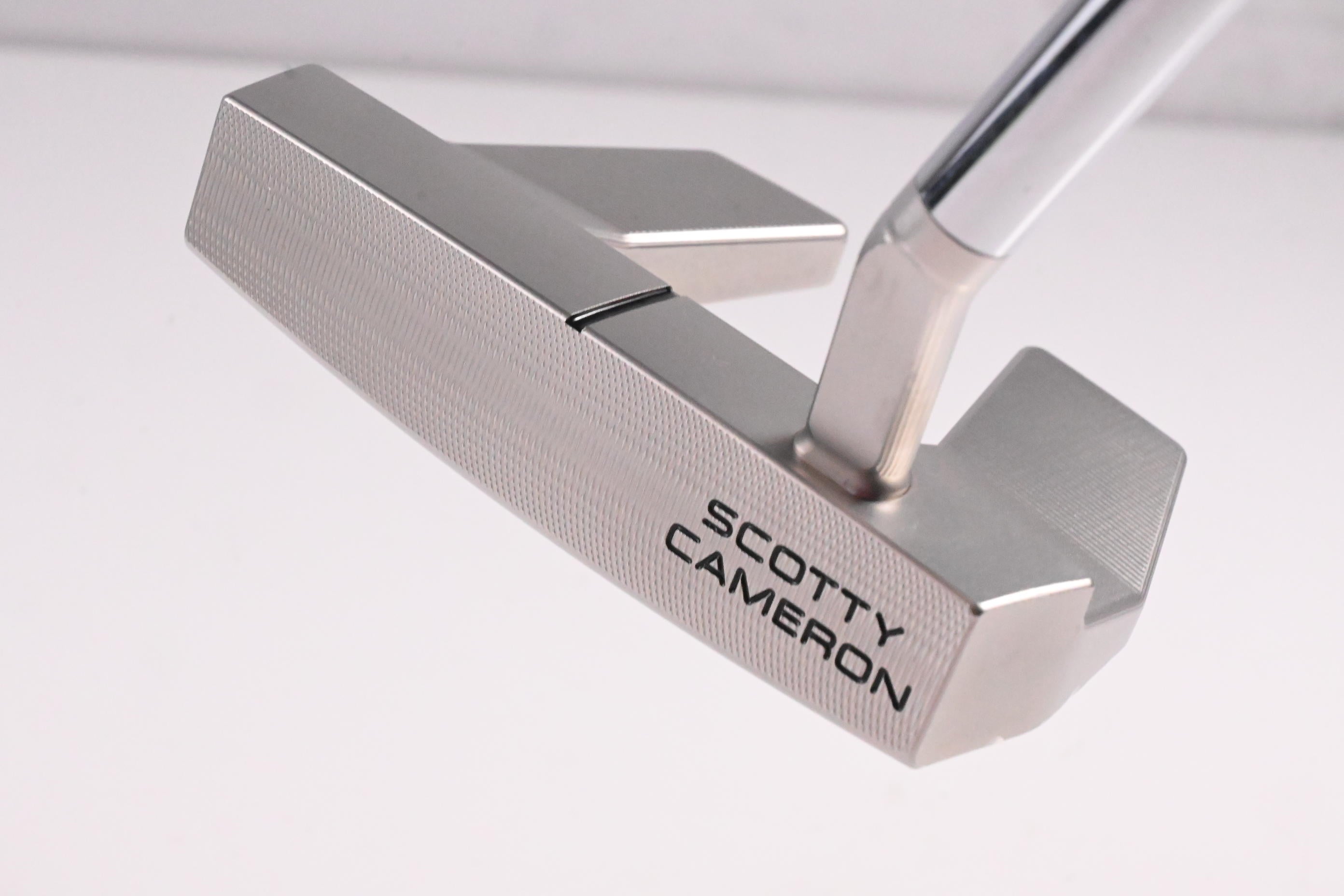 Scotty Cameron Phantom 5.5 X 2022 Putter / 34 Inch