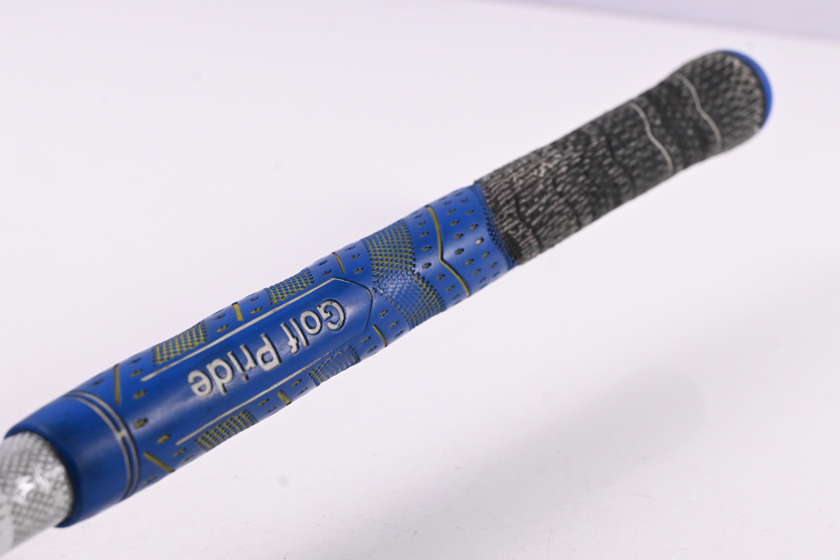Cobra LTDx Driver / 9 Degree / Stiff Flex Tensei AV Raw White 65 Shaft