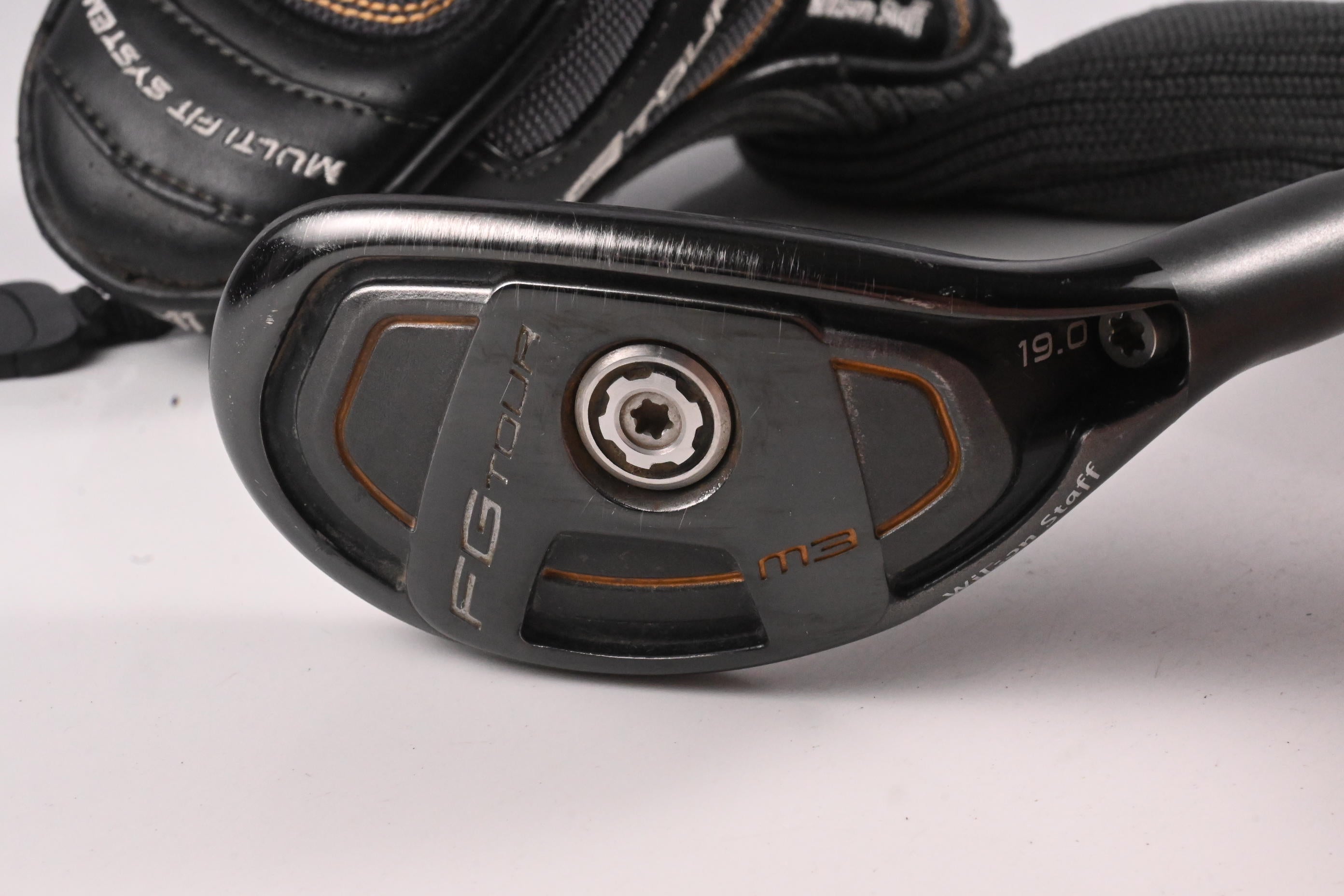 Wilson Staff FG Tour M3 #3 Hybrid / 19 Degree / Stiff Flex Aldila RIP Phenom 85