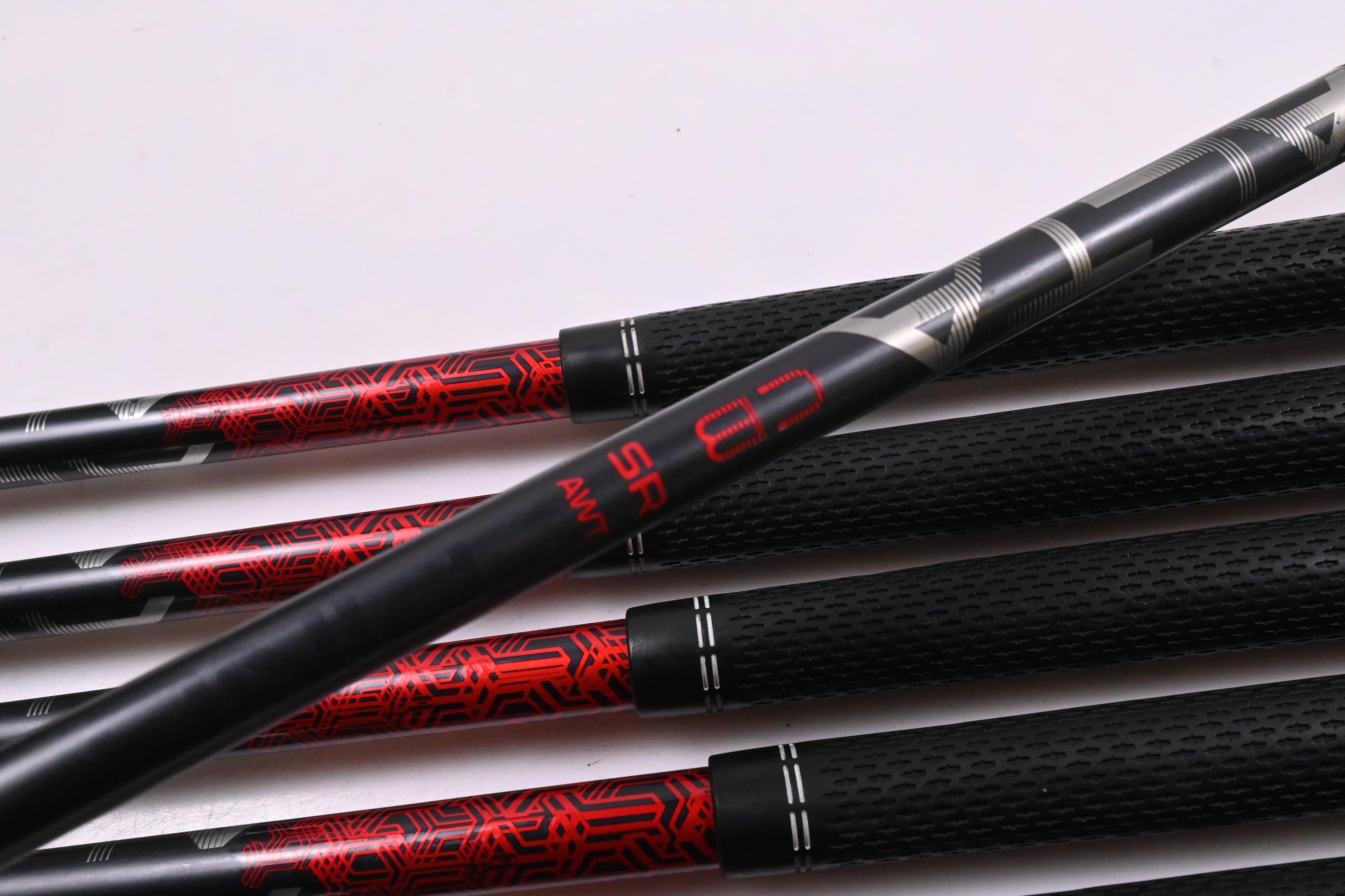 Ping G410 Irons / 4-PW+UW / Black Dot / Senior Flex Ping ALTA CB Red AWT Shafts