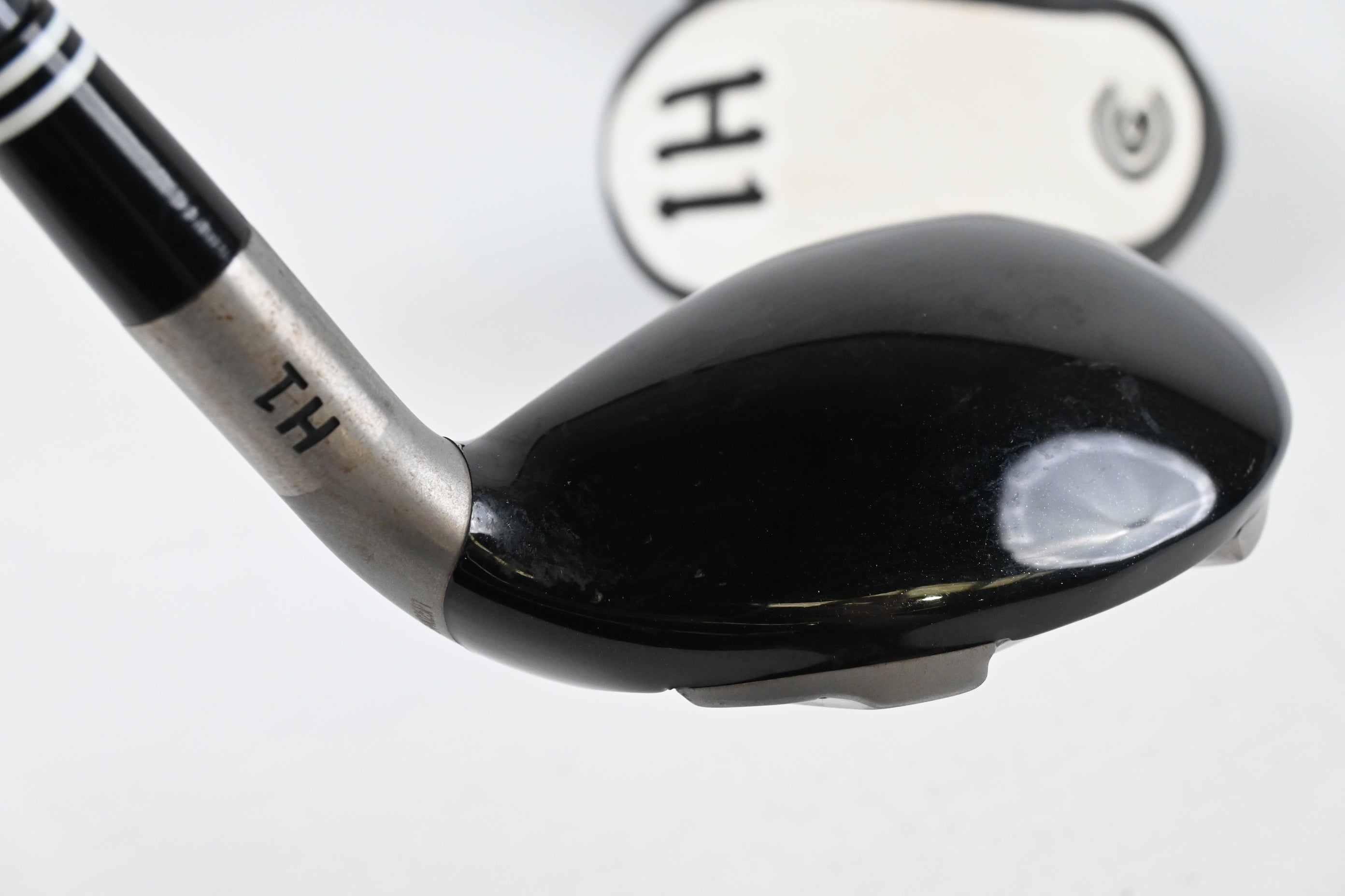 Cleveland 588 Gliderail #1 Hybrid / 15.5 Degree / X-Flex Miyzaki C.Kua 83 Shaft