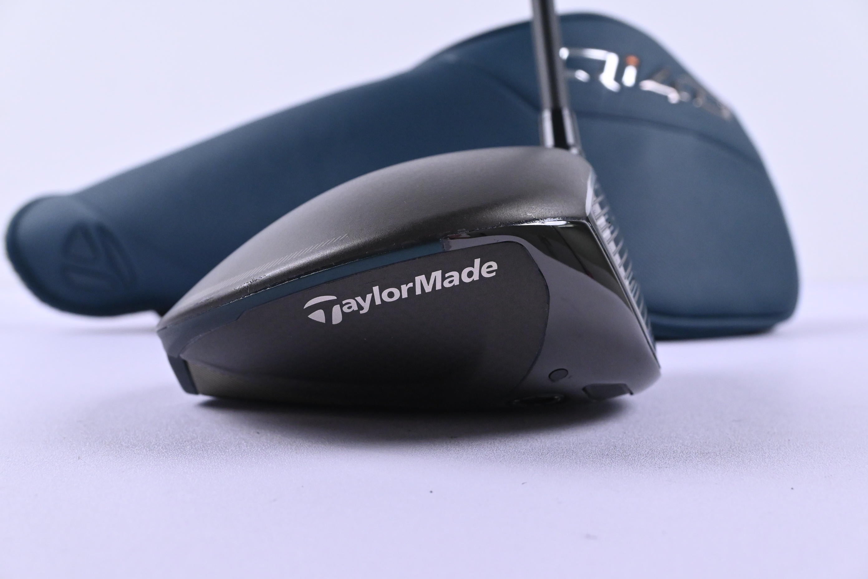 Taylormade Qi4D Driver / 12 Degree / Regular Flex Taylormade REAX 50 Shaft