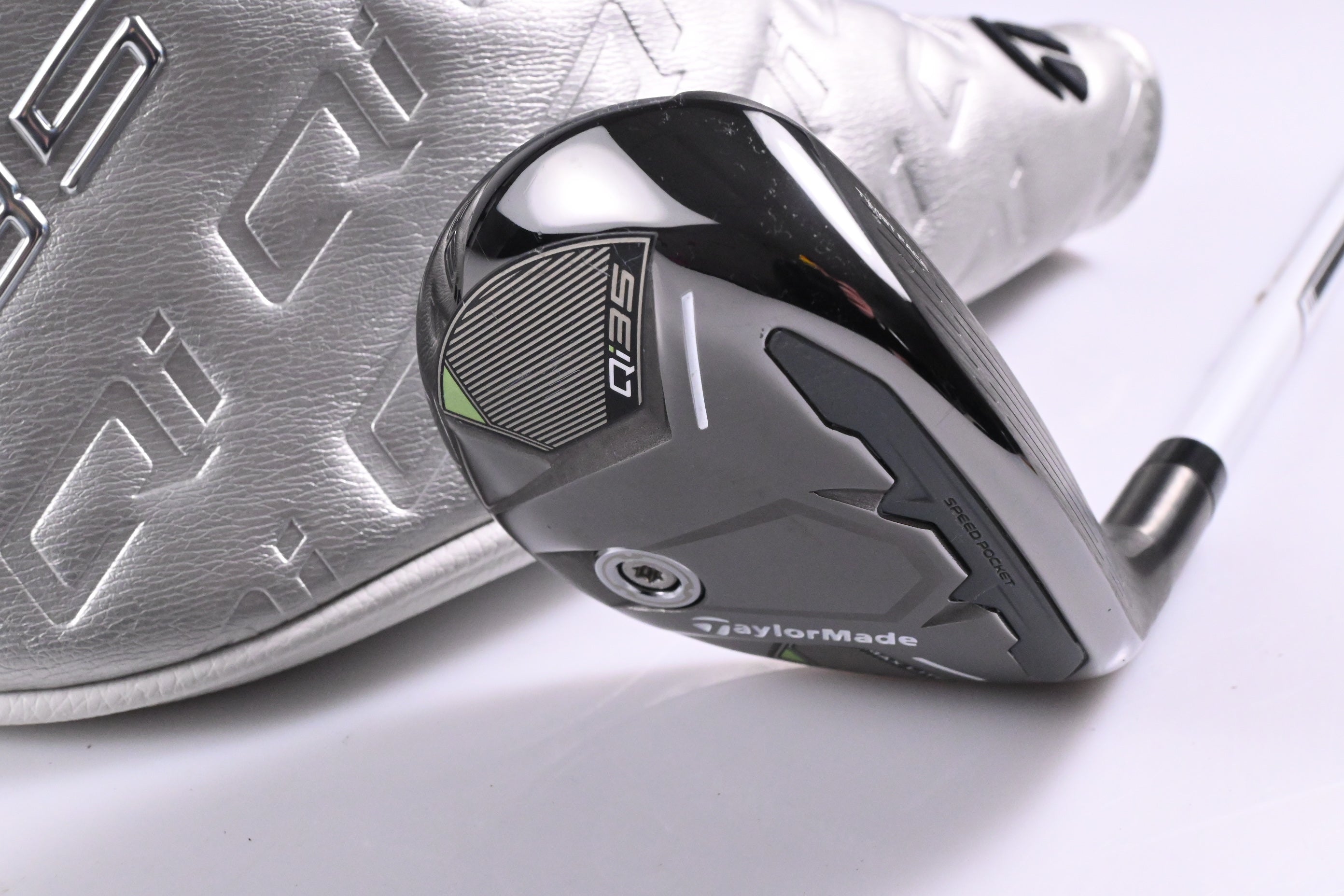 Ladies Taylormade Qi35 Max Lite #5 Hybrid / 27 Degree / Ladies Flex Air Speeder