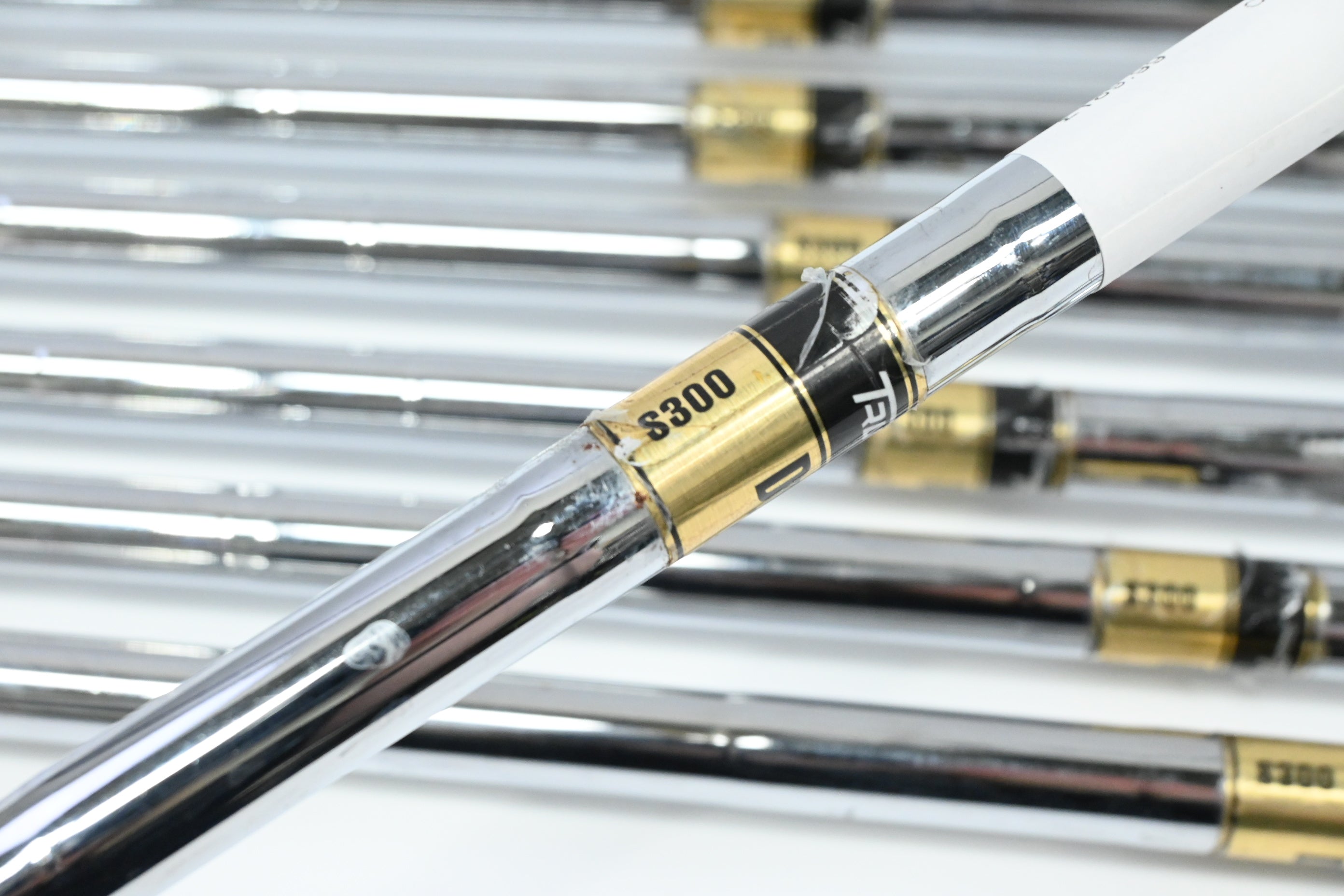 Mizuno MP-67 Irons / 4-PW / Stiff Flex Dynamic Gold S300 Shafts
