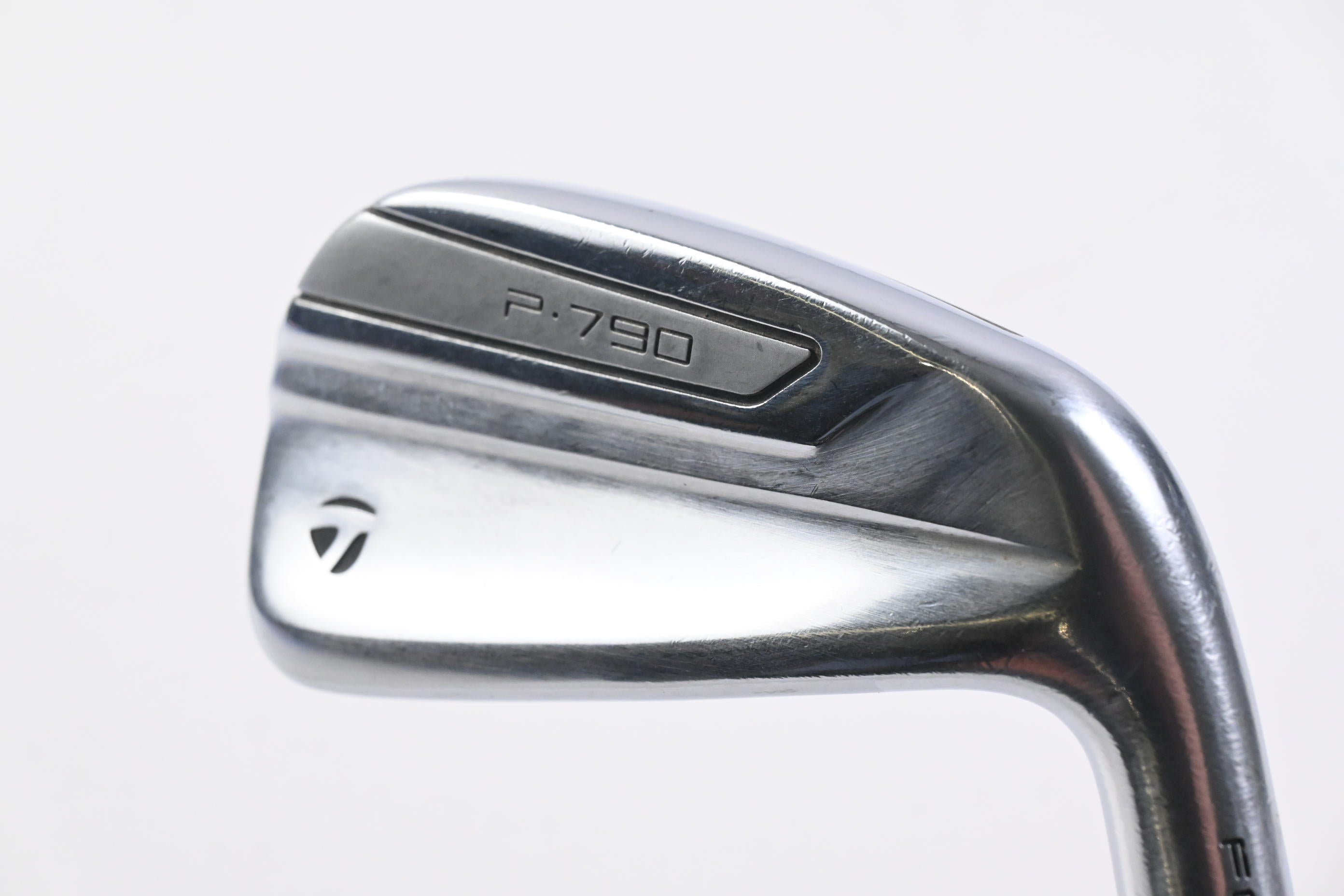 Taylormade P790 2019 #4 Iron / 21 Degree / Stiff Flex Dynamic Gold S300 105