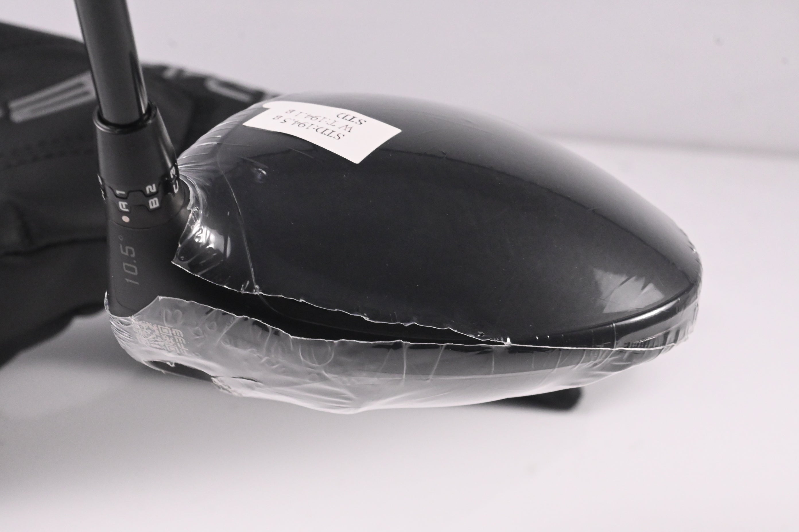 Cobra DS-Adapt LS Driver / 10.5 Degree / Stiff Flex Denali Black 60 Shaft