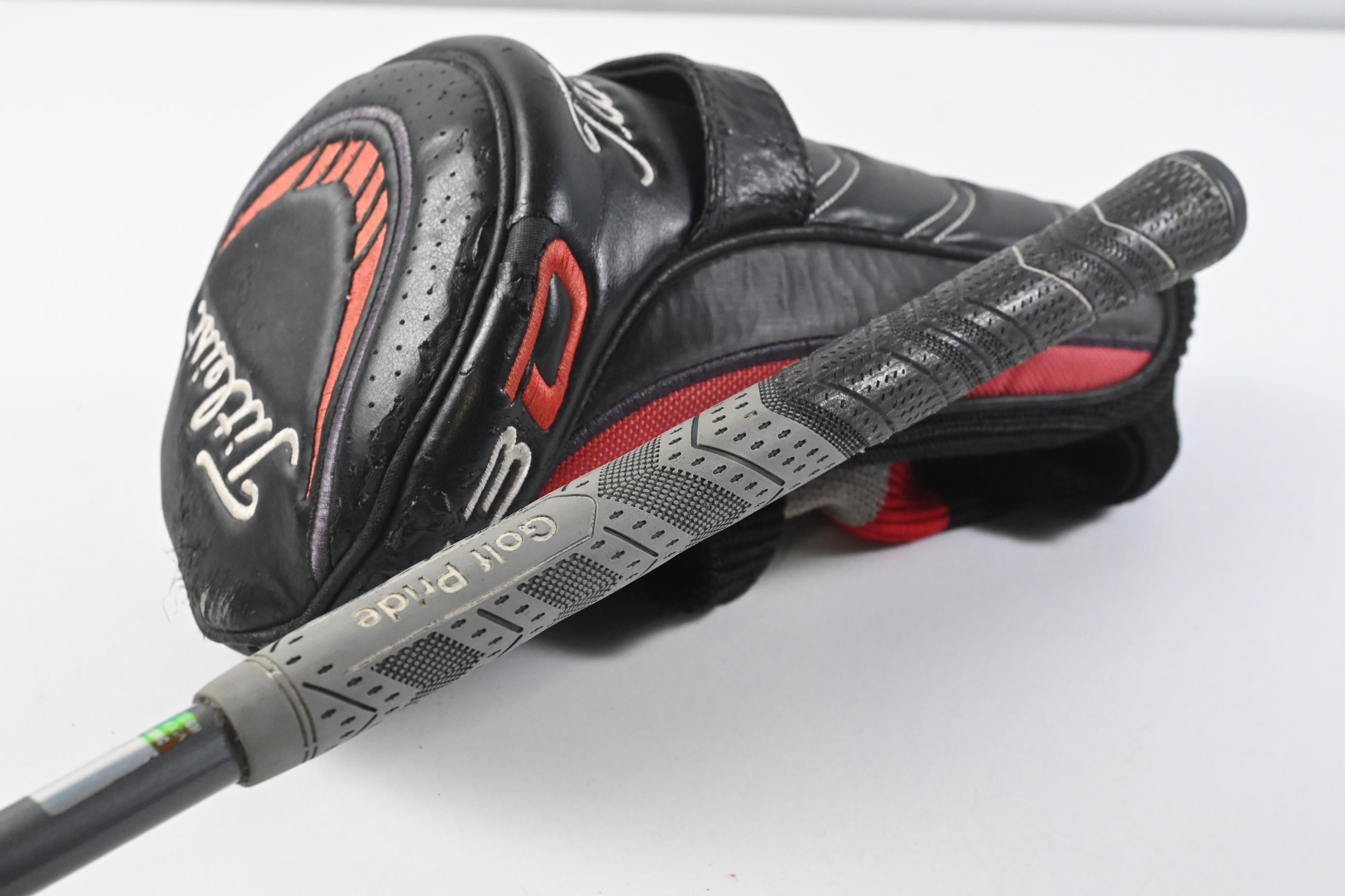 Titleist 913 D2 Driver / 9.5 Degree / Regular Flex Aldila RIP Phenom 70 Shaft
