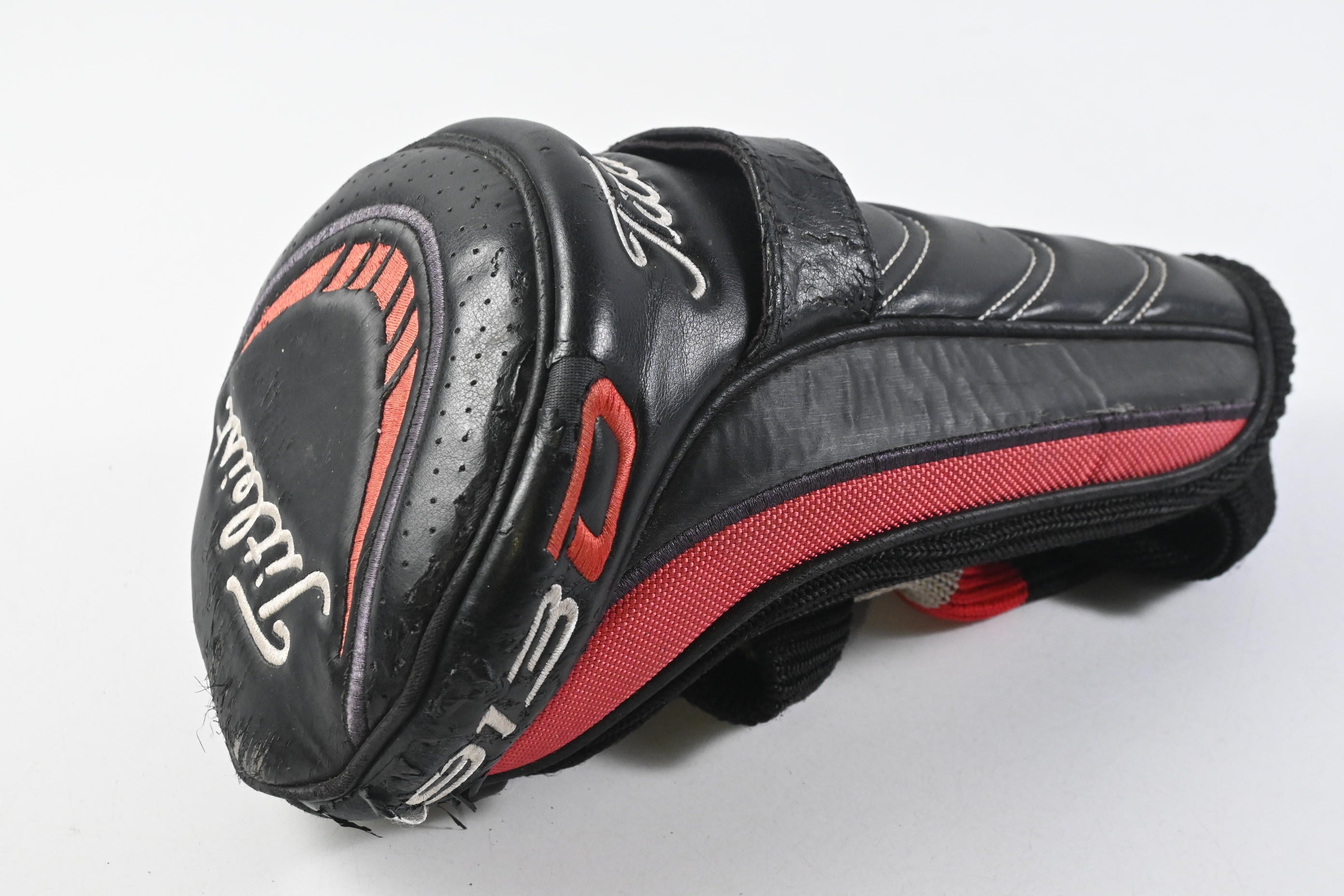 Titleist 913 D2 Driver / 9.5 Degree / Regular Flex Aldila RIP Phenom 70 Shaft