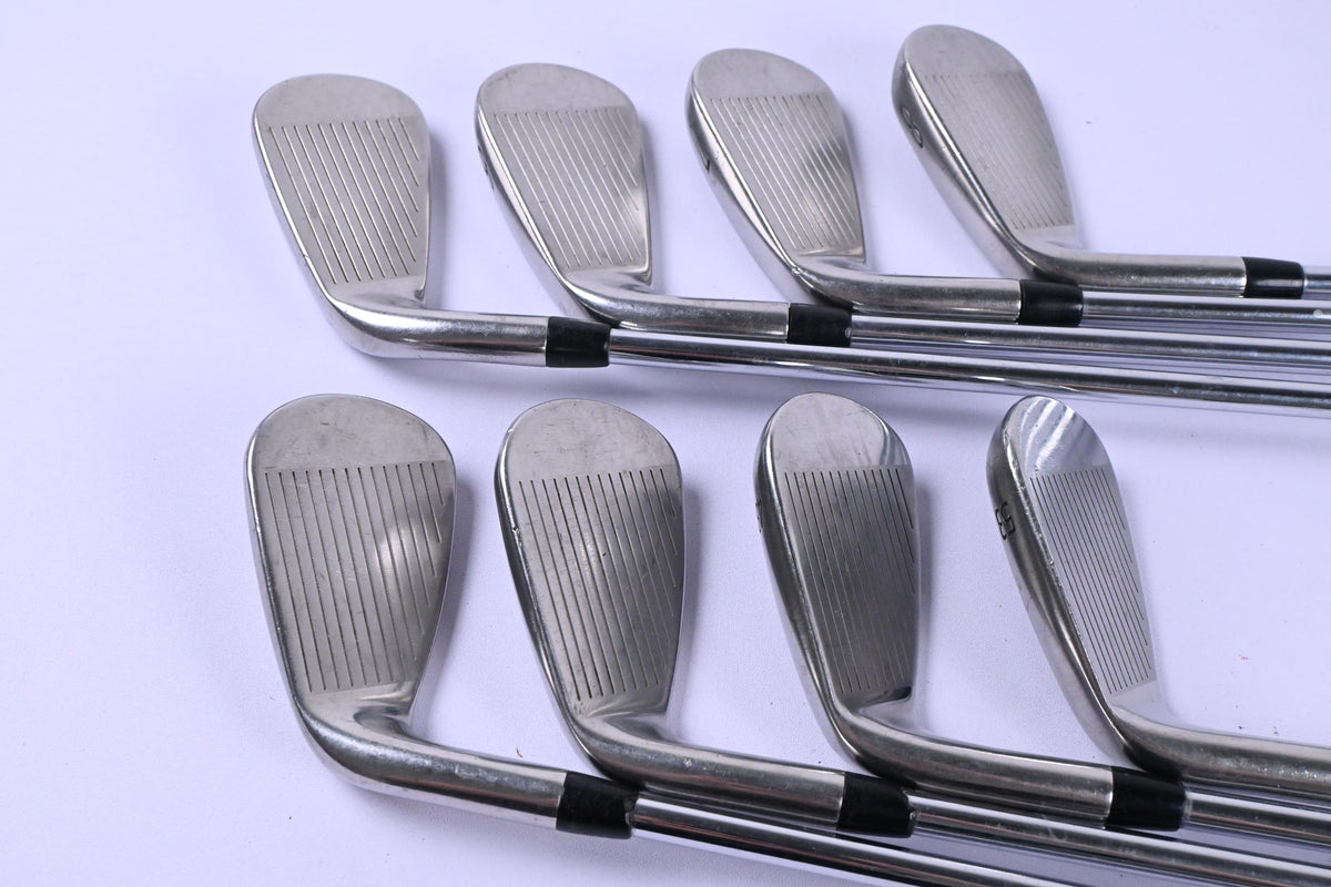 Titleist 718 AP1 Irons / 5-PW+GW+SW / Regular Flex AMT Red R300 Shafts
