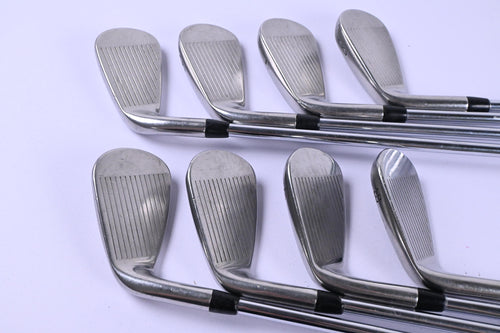 Titleist 718 AP1 Irons / 5-PW+GW+SW / Regular Flex AMT Red R300 Shafts