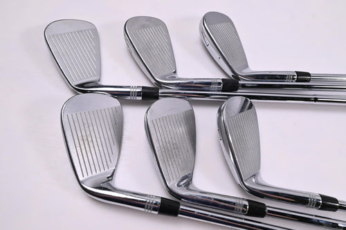 Wilson Staff Model 2024 CB Irons / 5-PW / Stiff Flex Dynamic Gold Mid 115 S300