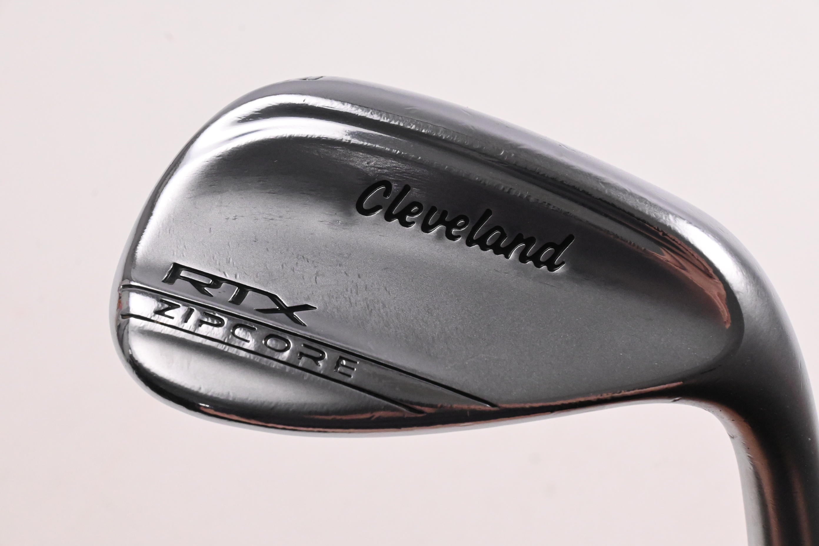 Cleveland RTX ZipCore Gap Wedge / 52 Degree / Wedge Flex Dynamic Gold Spinner