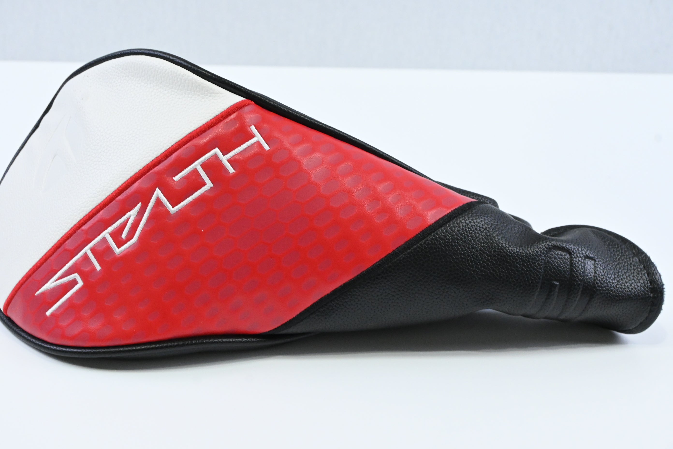 Taylormade Stealth 2 Driver / 10.5 Degree / Stiff Flex Fujikura Ventus TR Red 5