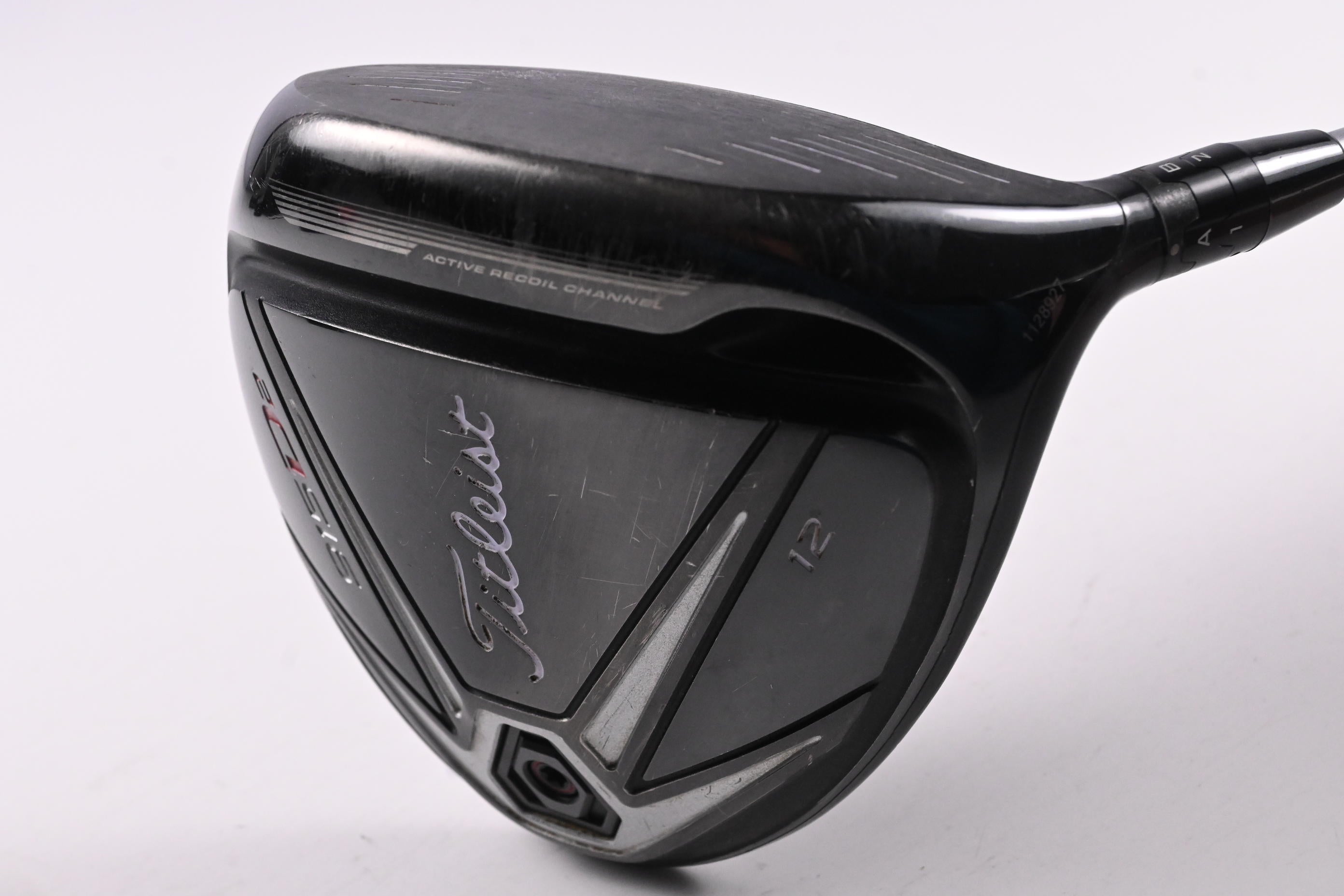 Titleist 915 D2 Driver / 12 Degree / Stiff Flex Aldila Ascent 60 Shaft
