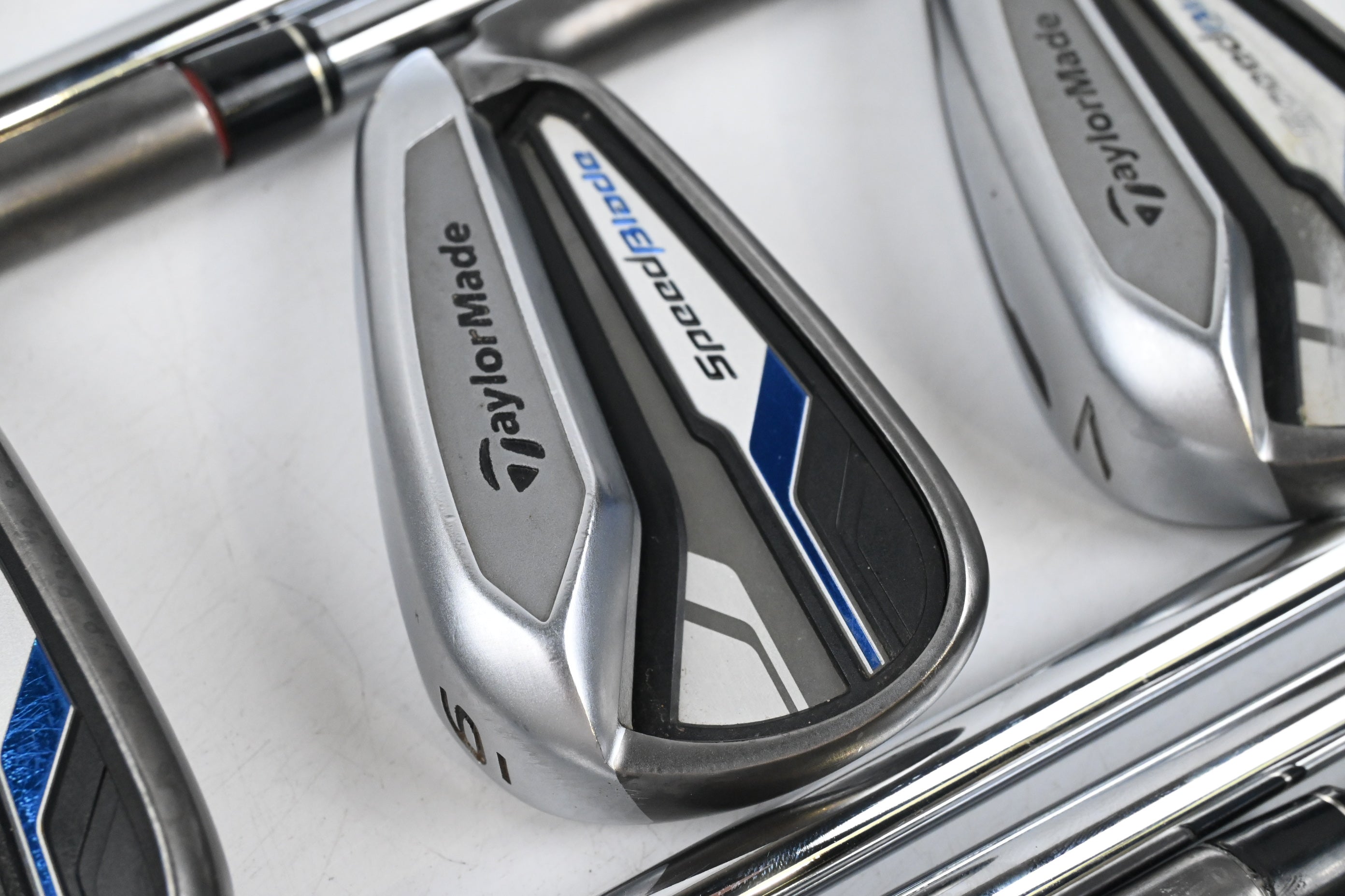 Taylormade Speedblade Irons / 4-PW+SW / Regular Flex SpeedBlade Shafts