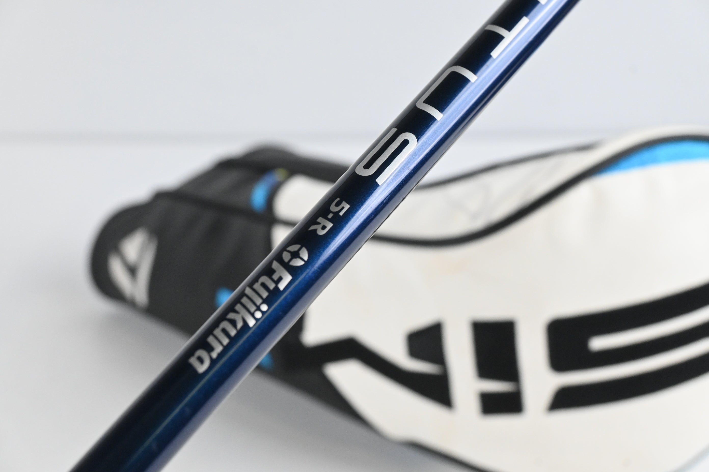 Left Hand Taylormade SIM2 Max Driver / 10.5 Degree / Regular Flex Ventus Blue 5