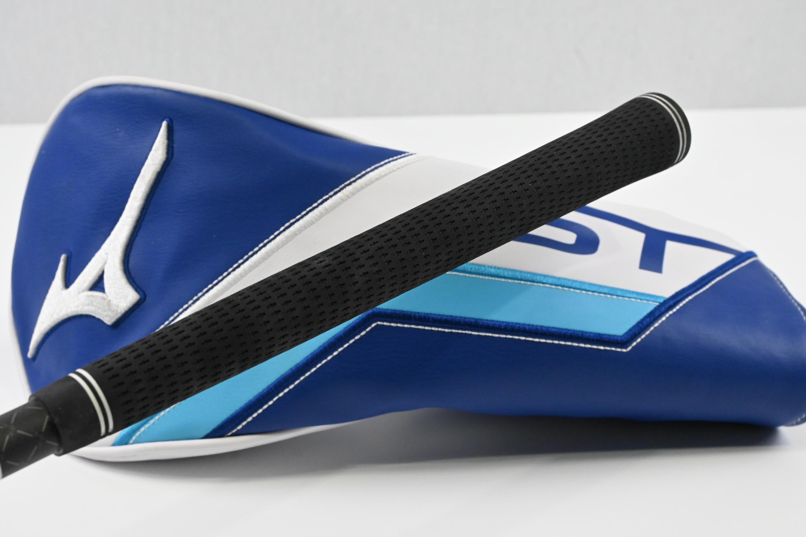 Mizuno ST-Max 230 Driver / 9.5 Degree / Regular Flex Tensei 1K Blue 55 Shaft