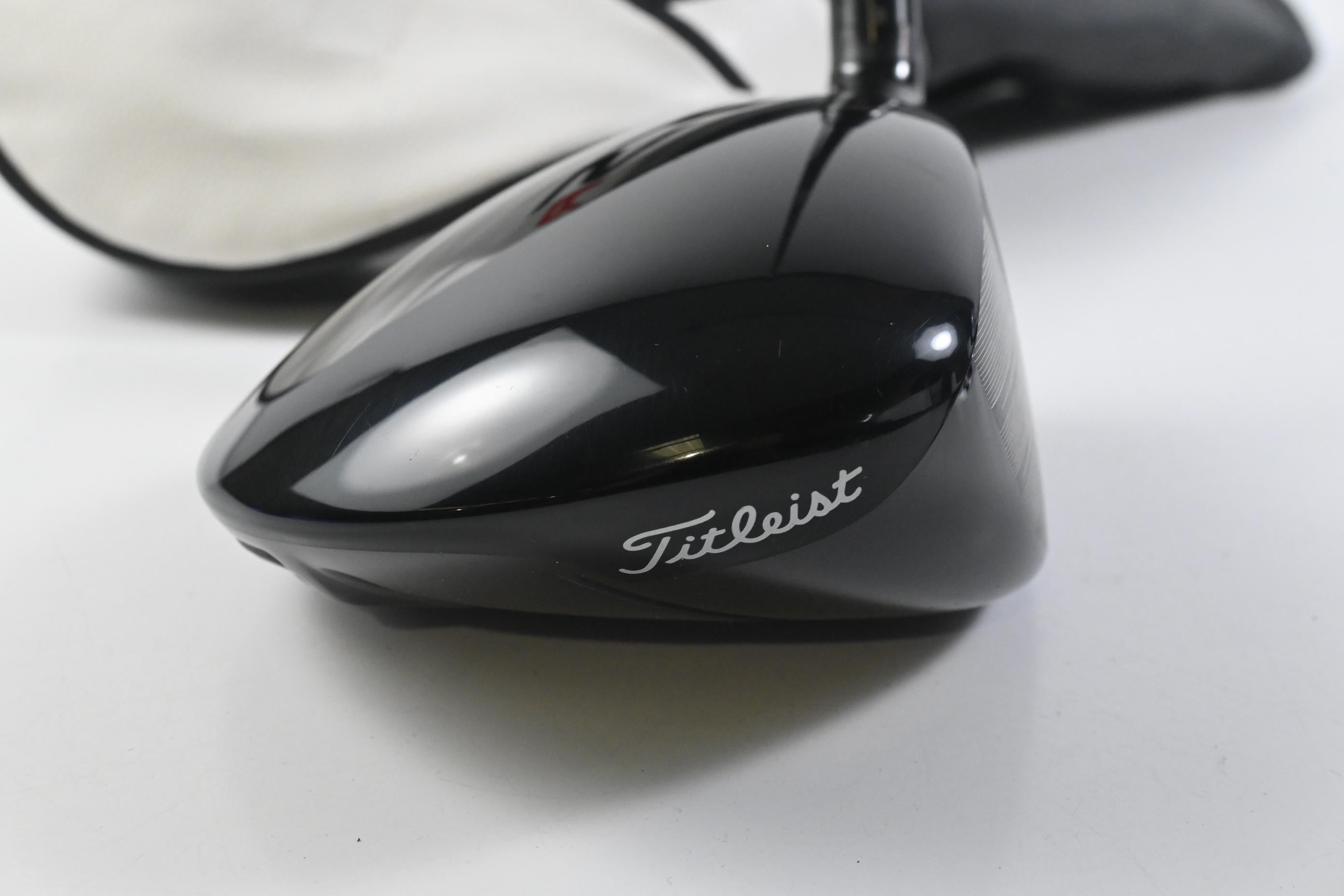 Titleist TSR3 Driver / 10 Degree / Regular Flex Tensei AV Blue 55 Shaft