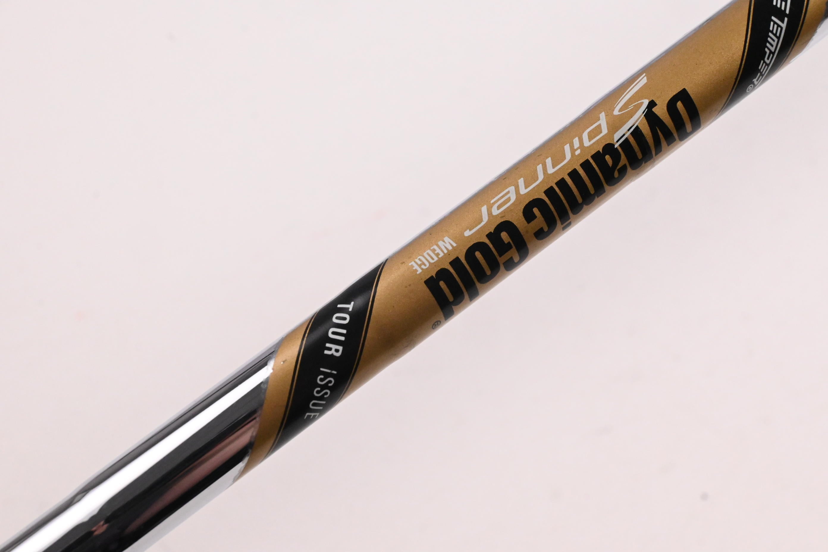Cleveland RTX ZipCore Gap Wedge / 52 Degree / Wedge Flex Dynamic Gold Spinner