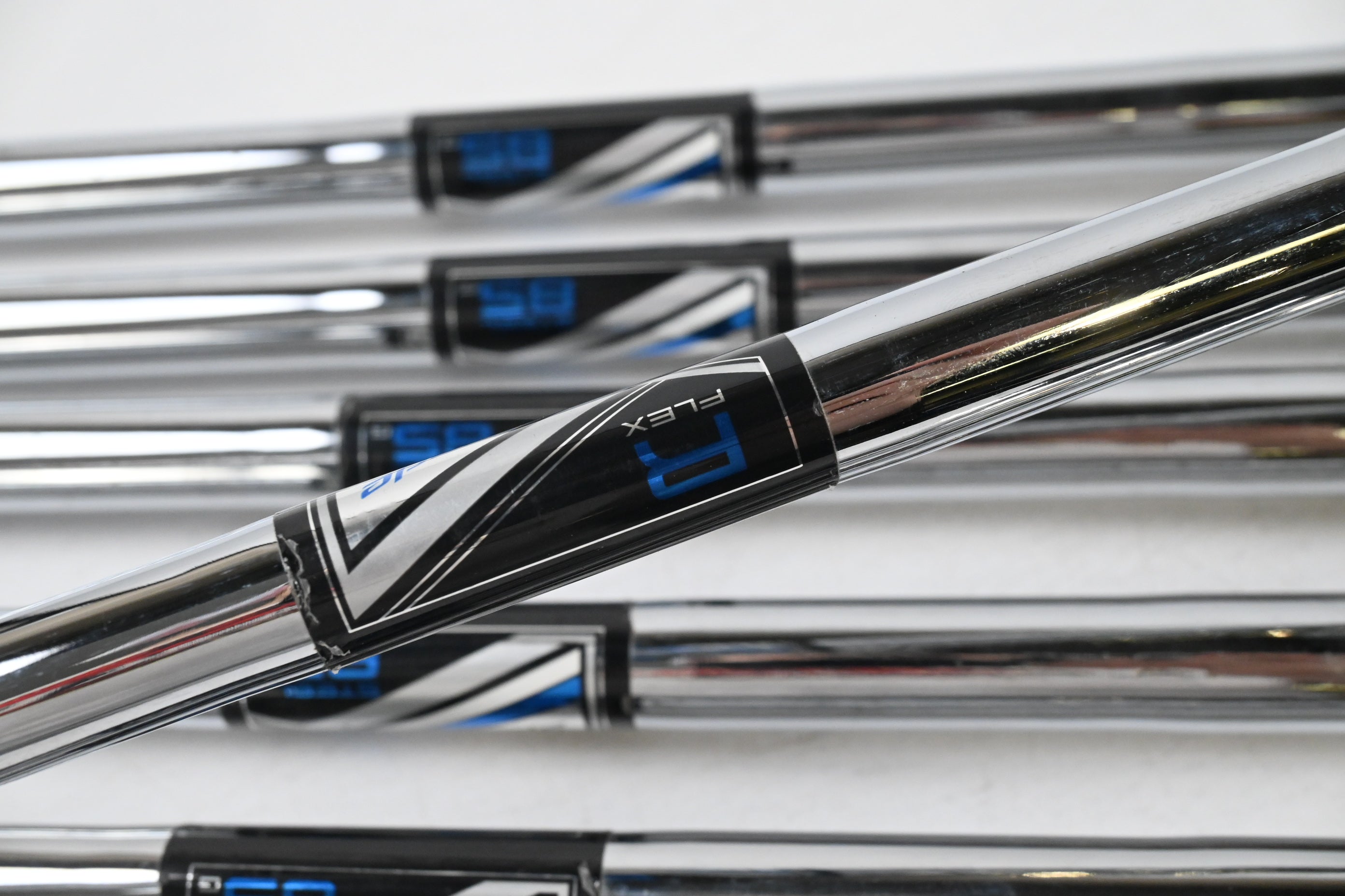 Taylormade Speedblade Irons / 4-PW+SW / Regular Flex SpeedBlade Shafts