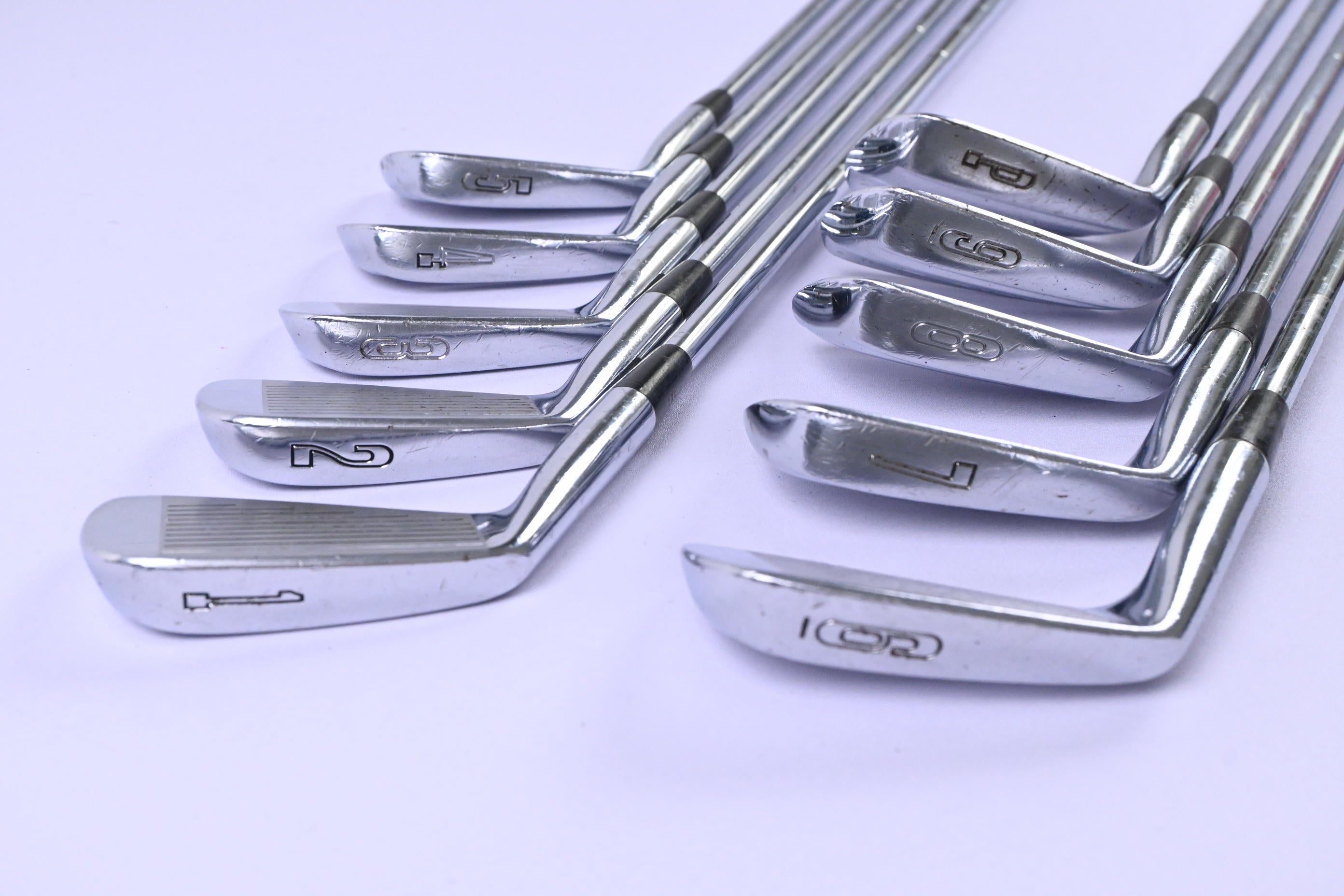Mizuno TP-9 Irons / 1-PW / Regular Flex Dynamic Gold R400 Shafts