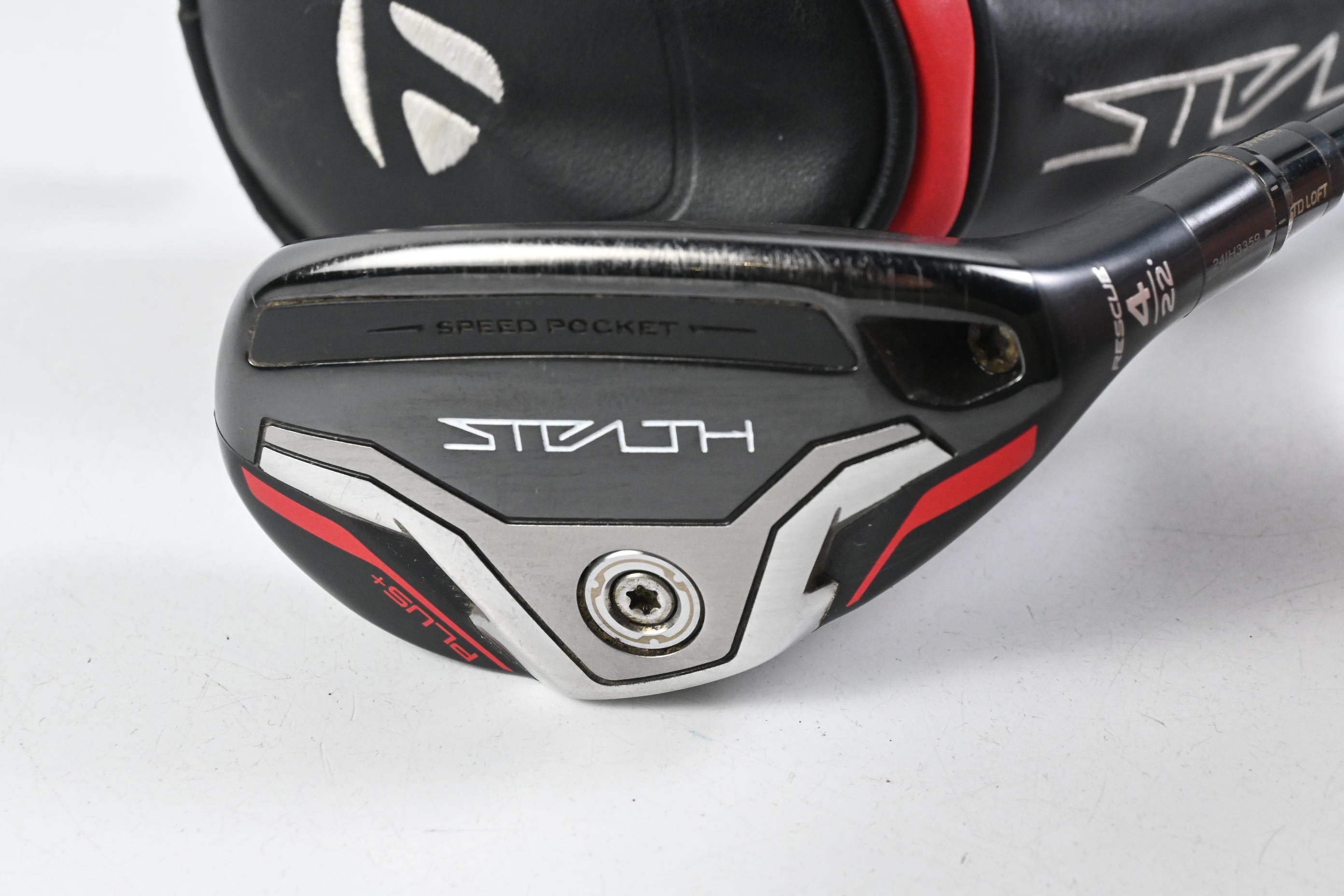 Taylormade Stealth Plus #4 Hybrid / 22 Degree / Regular Flex HZRDUS Smoke RDX
