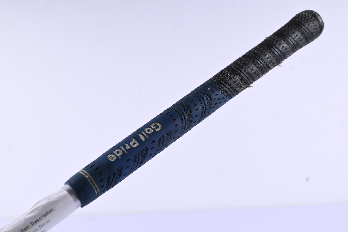 Cleveland HiBore Driver / 10.5 Degree / Stiff Flex Fujikura 65 Shaft